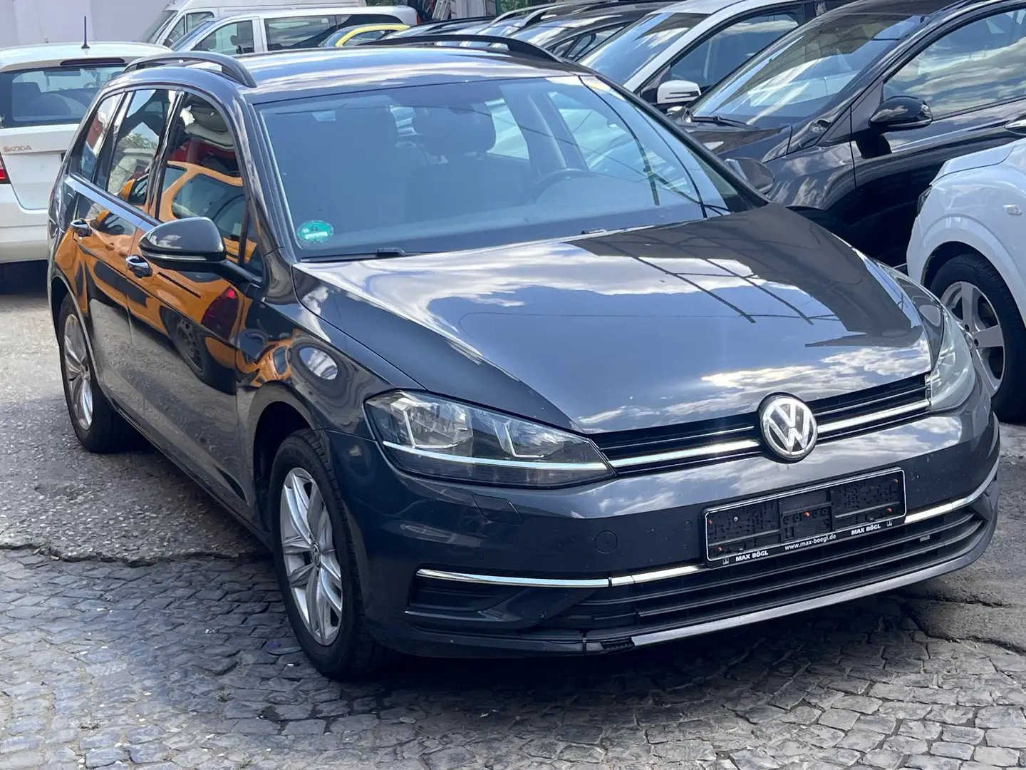 Volkswagen Golf Variant 1.6 TDI (BlueMotion Technology) Comfortline Gris - 1