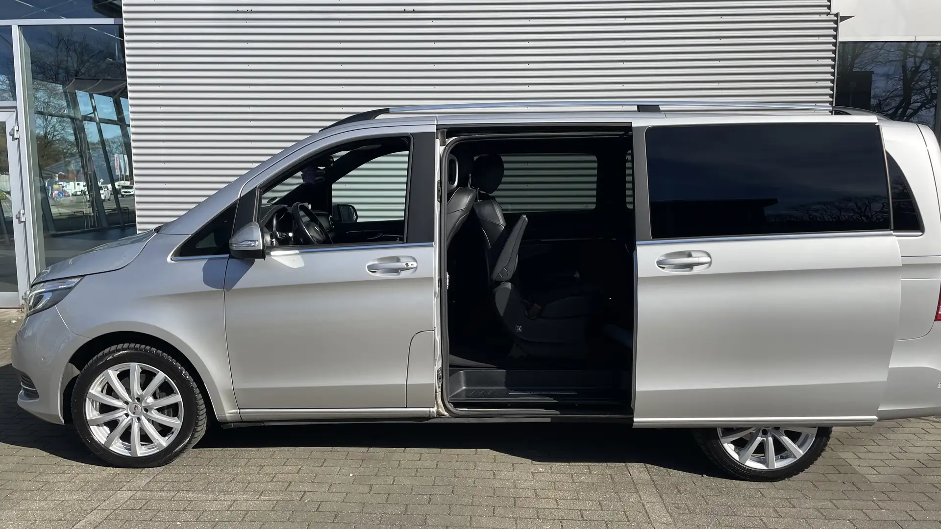 Mercedes-Benz V 220 V250 CDI/BT/d AVANTG./EDITION 4MATIC lang ( Grau - 1