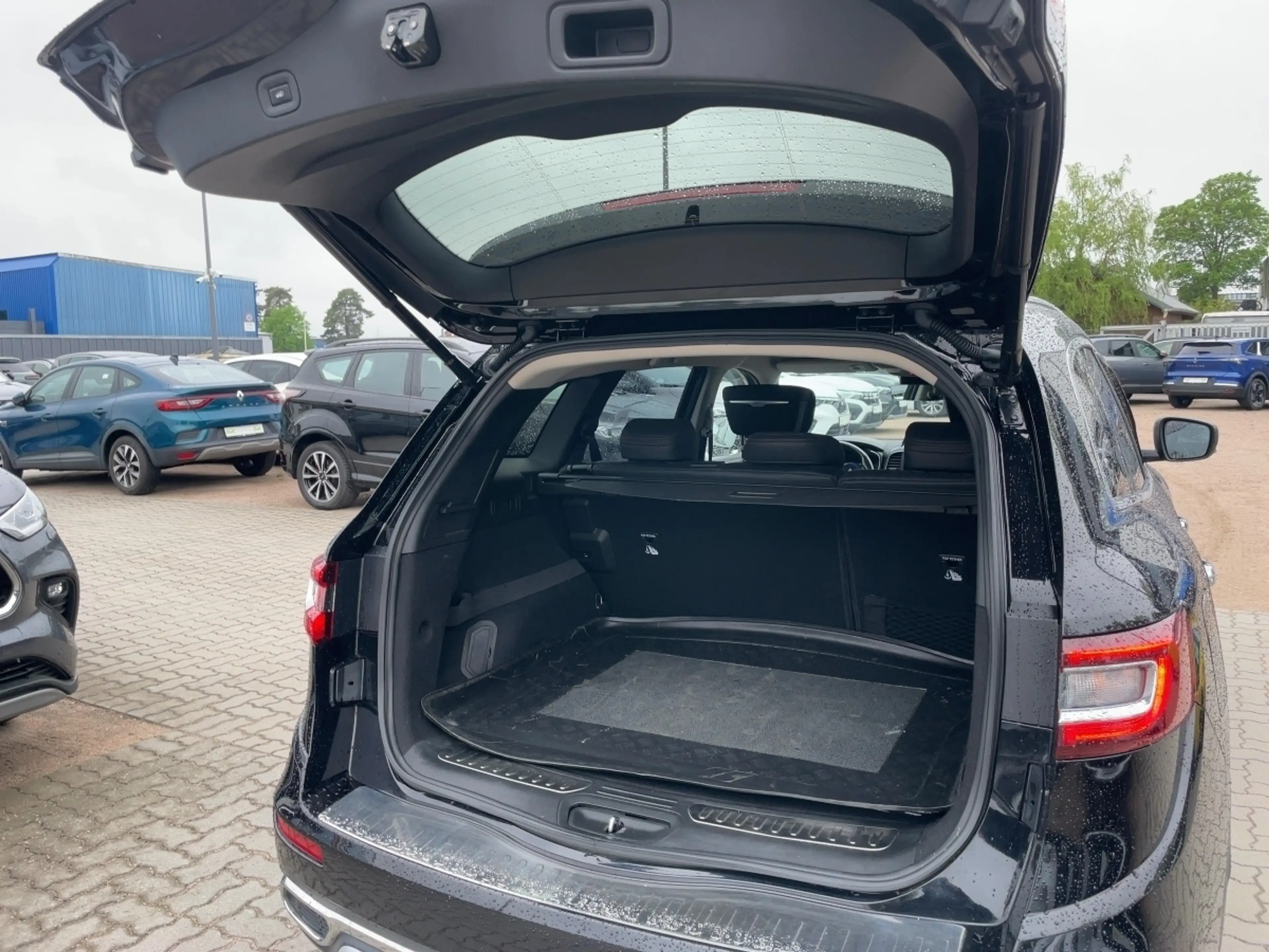 Renault Koleos INITIALE PARIS BLUE dCi 190 4WD X-tronic — photo 12