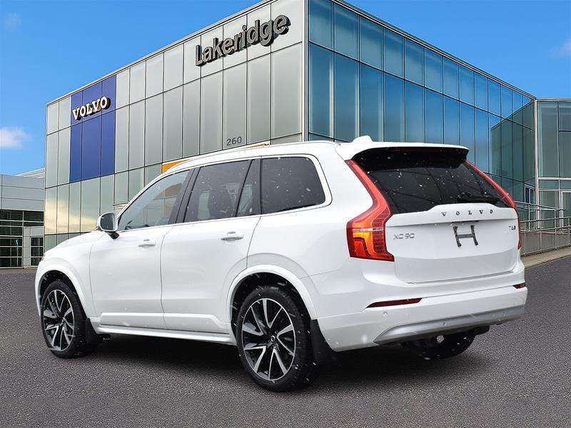2022 Volvo XC90