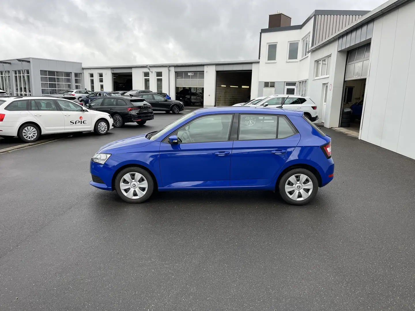 Skoda Fabia 1.0 Active Cool Plus 78€ m.20% Anz. PDC SHZ Bleu - 2