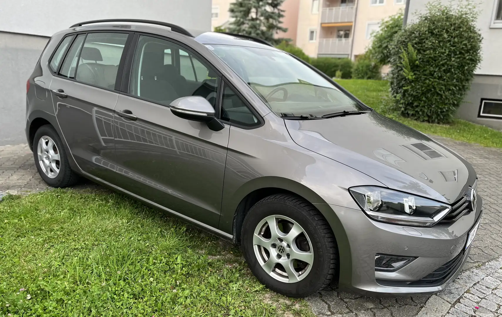 Volkswagen Golf Sportsvan Trendline BMT/Start-Stopp Grau - 2