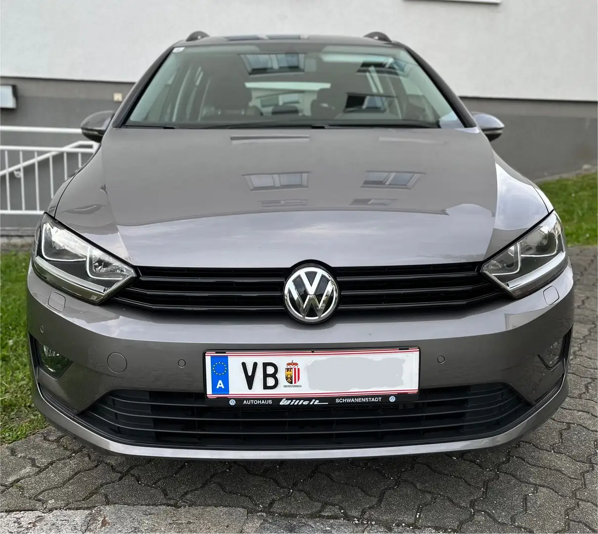 Volkswagen Golf Sportsvan Trendline BMT/Start-Stopp Grau - 1