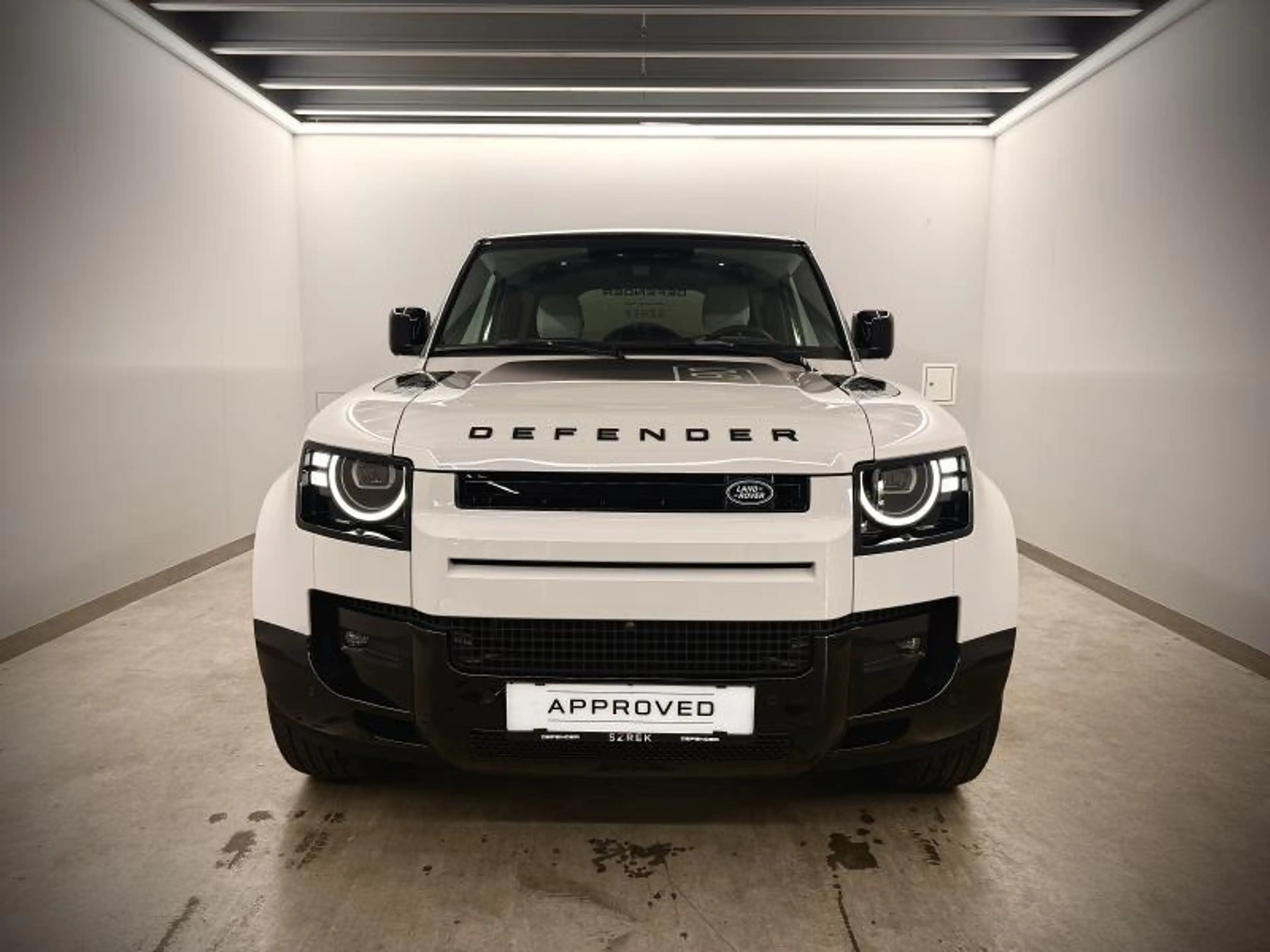 Land Rover Defender 90 D250 X-Dynamic SE - niet ingeschreven — photo 2