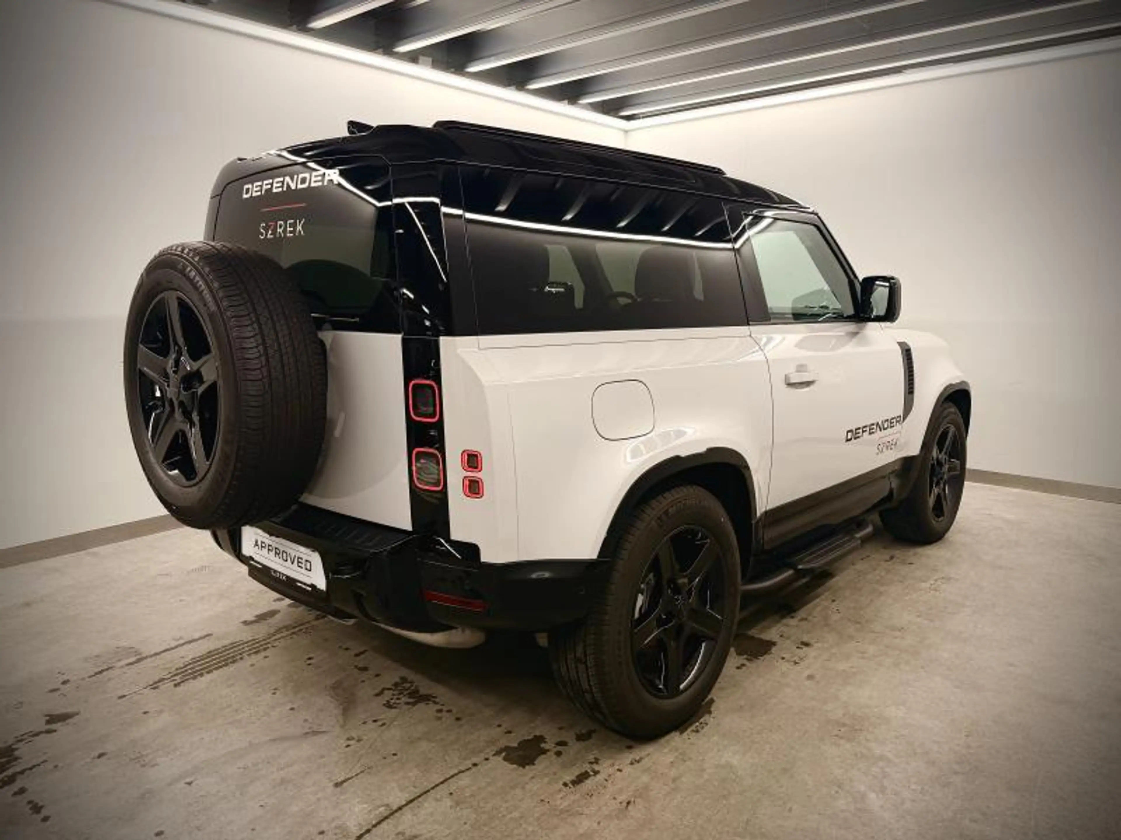 Land Rover Defender 90 D250 X-Dynamic SE - niet ingeschreven — photo 4