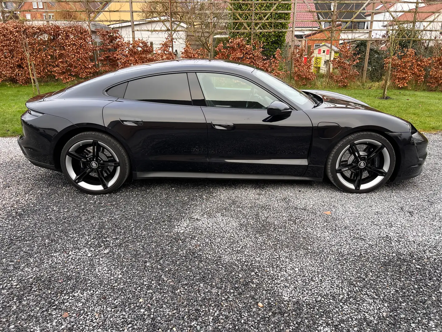 Porsche Taycan 4S 93,4KW Bose PASM Pano, Full garantie 08/2026 Zwart - 2