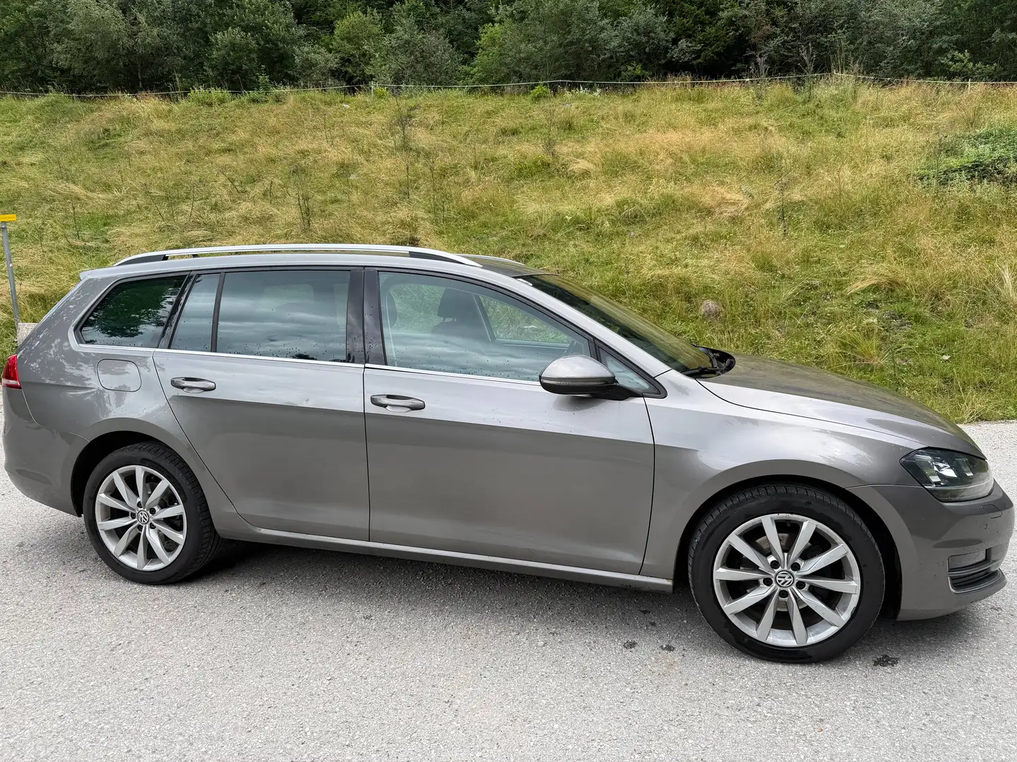 Volkswagen Golf Golf Highline 2,0 BMT TDI 4Motion Highline Grau - 1