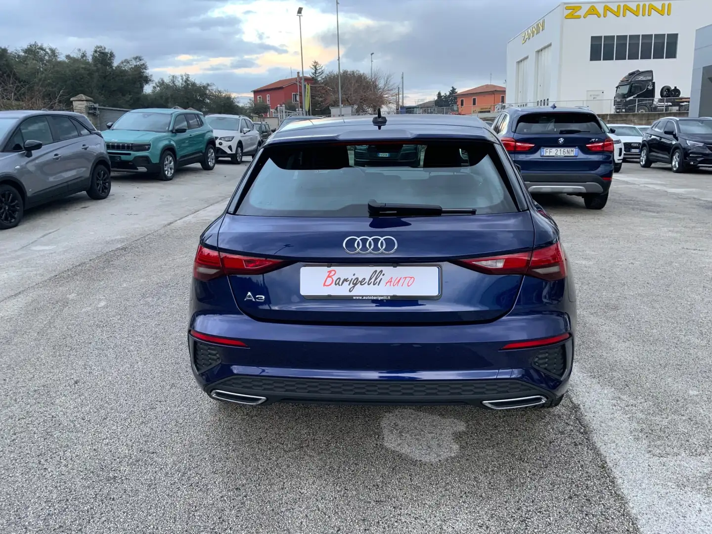 Audi A3 SPB 30 g-tron S tronic S line edition Blu/Azzurro - 2