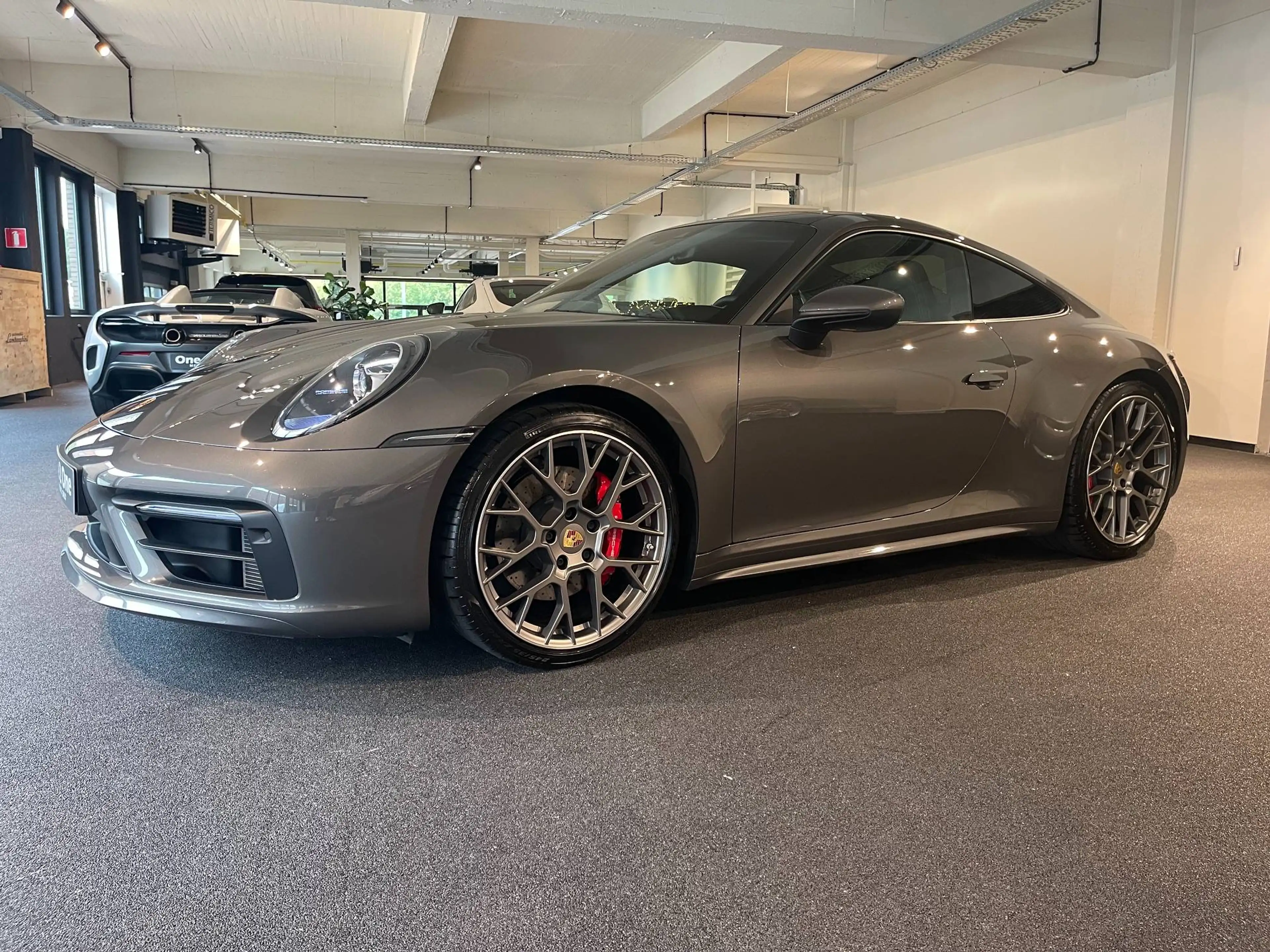 Porsche 992 Carrera 4S Coupé