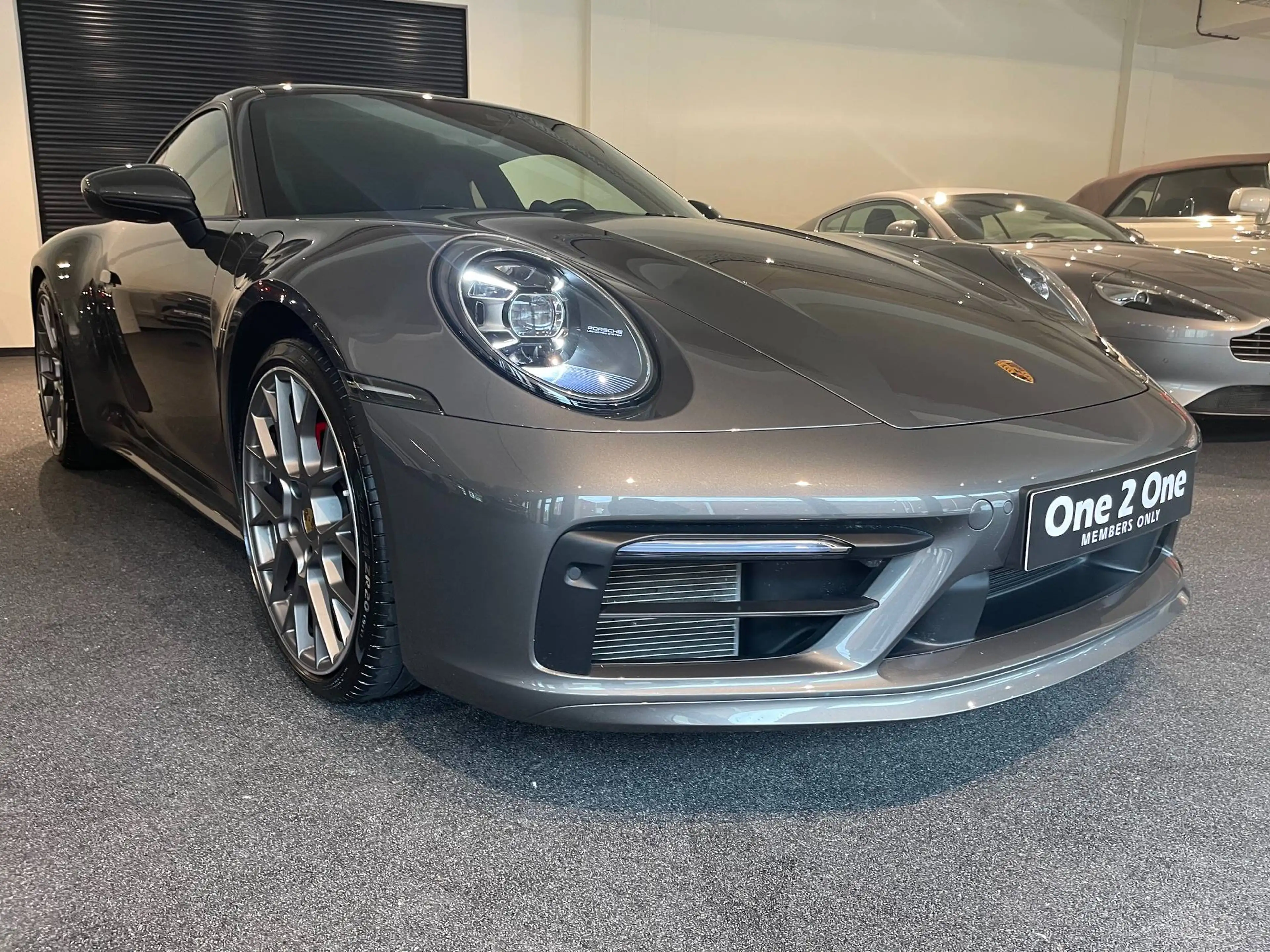 Porsche 992 Carrera 4S Coupé — photo 5