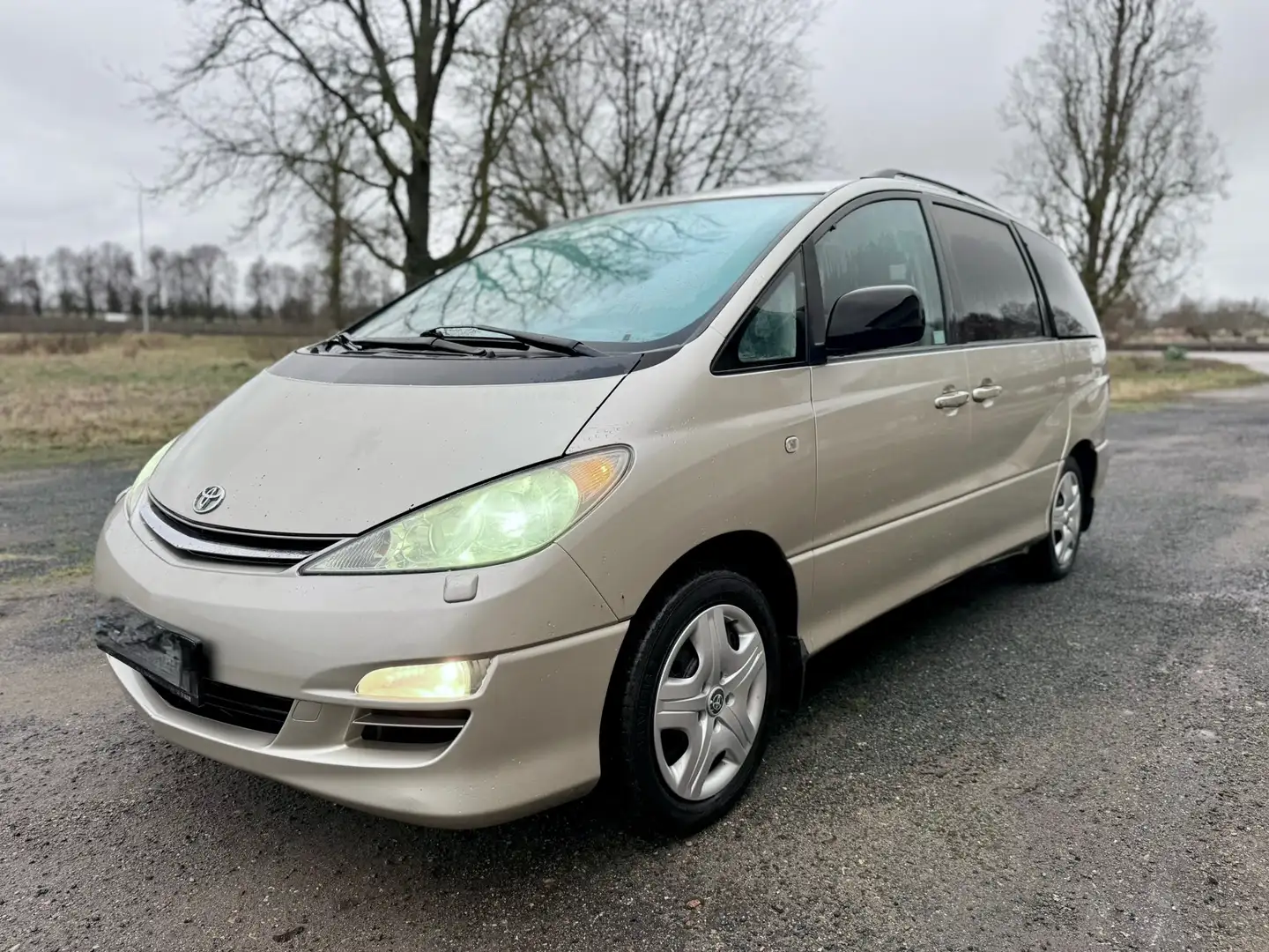 Toyota Previa Previa 2.4 Automatik Executive Gold - 2