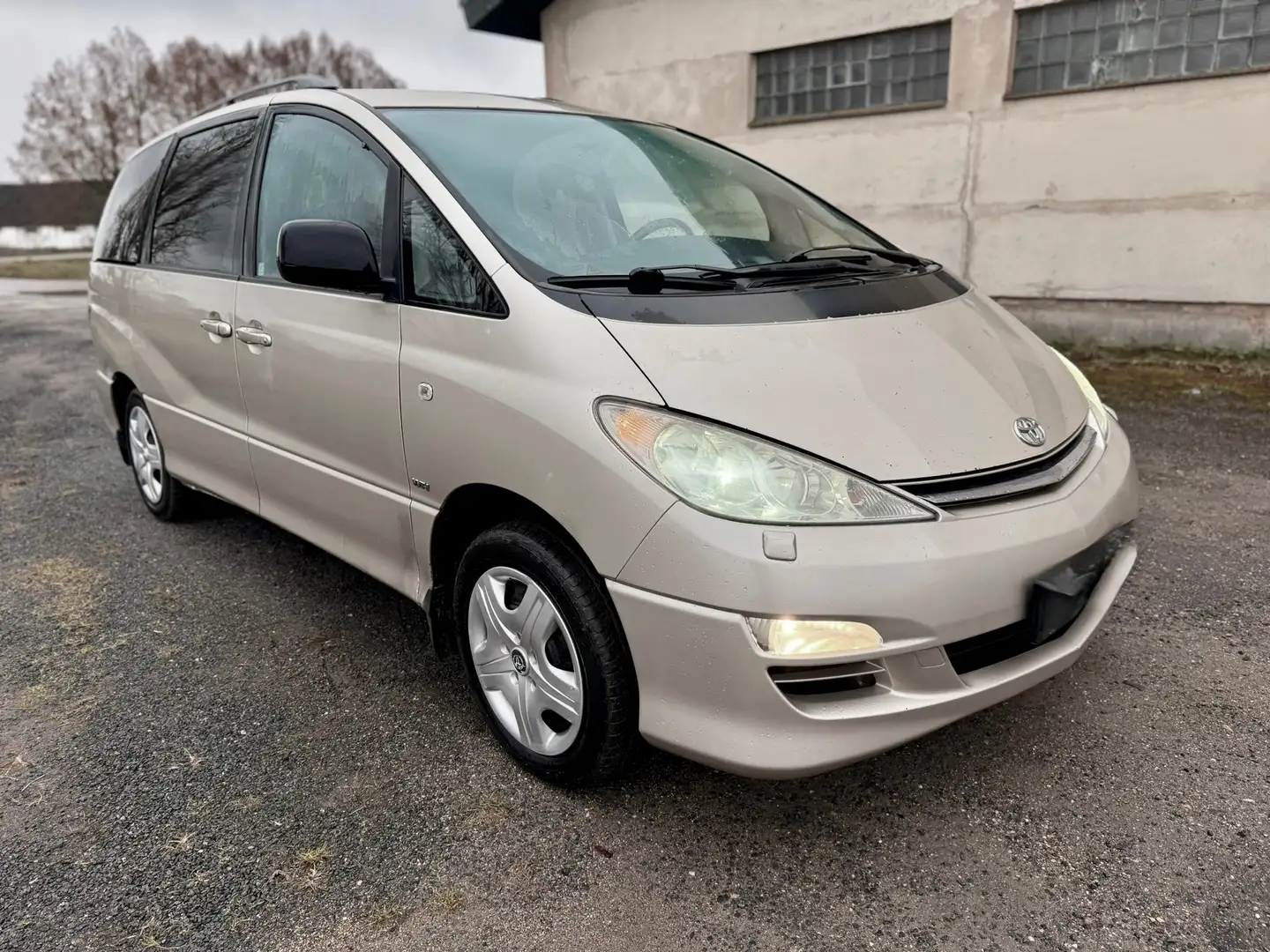 Toyota Previa Previa 2.4 Automatik Executive Gold - 1
