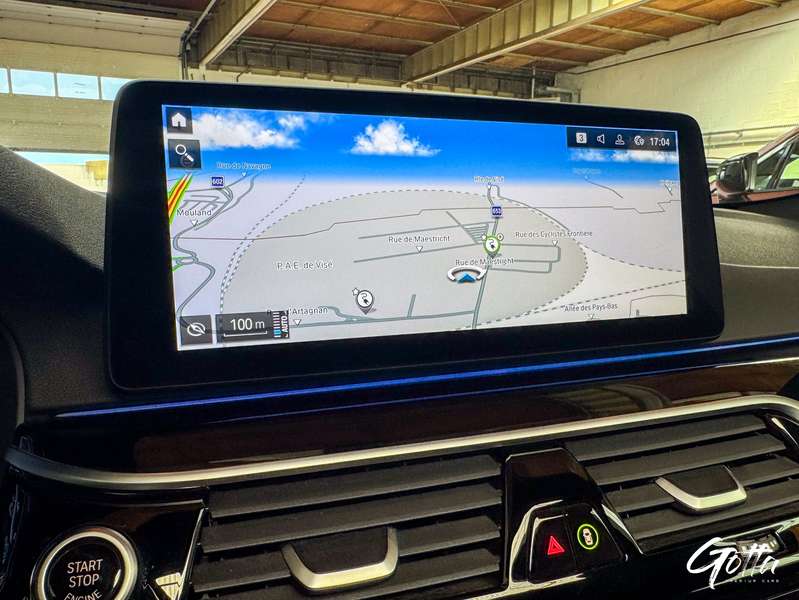 Photo du véhicule BMW 530