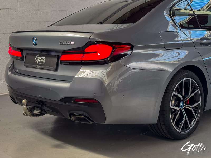 Photo du véhicule BMW 530