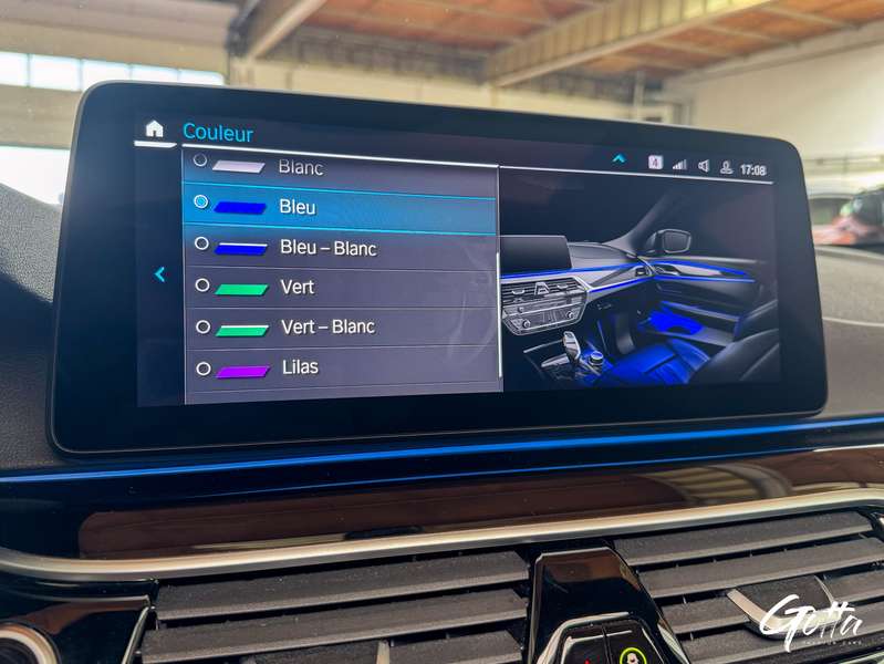 Photo du véhicule BMW 530