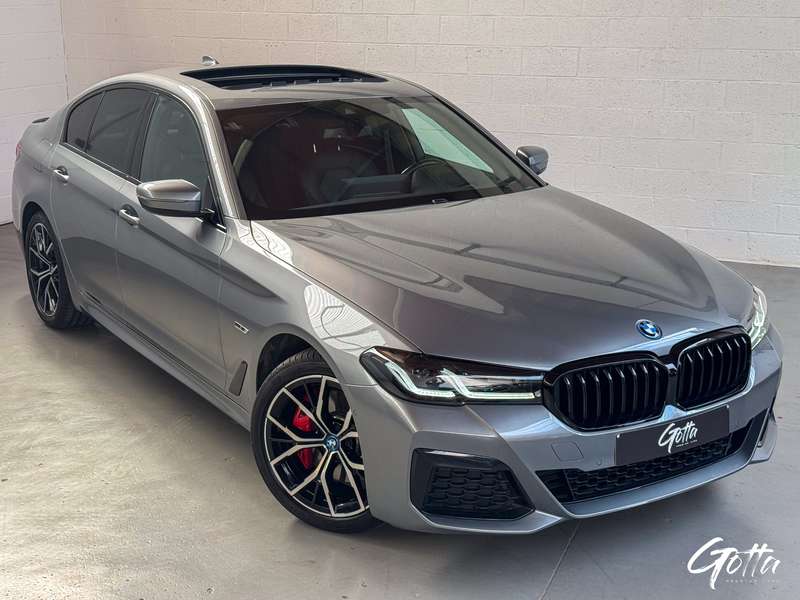 Photo du véhicule BMW 530