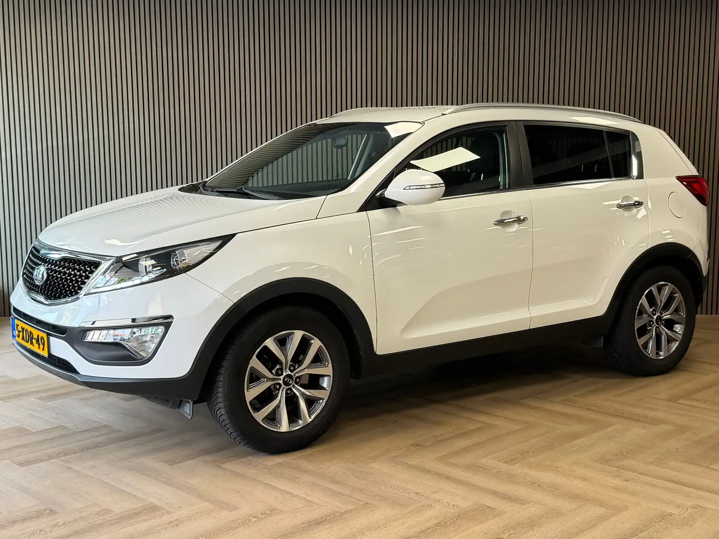 Kia Sportage 1.6 GDI World Cup Edition CAMERA AIRCO PARKEERSENS Blanco - 1