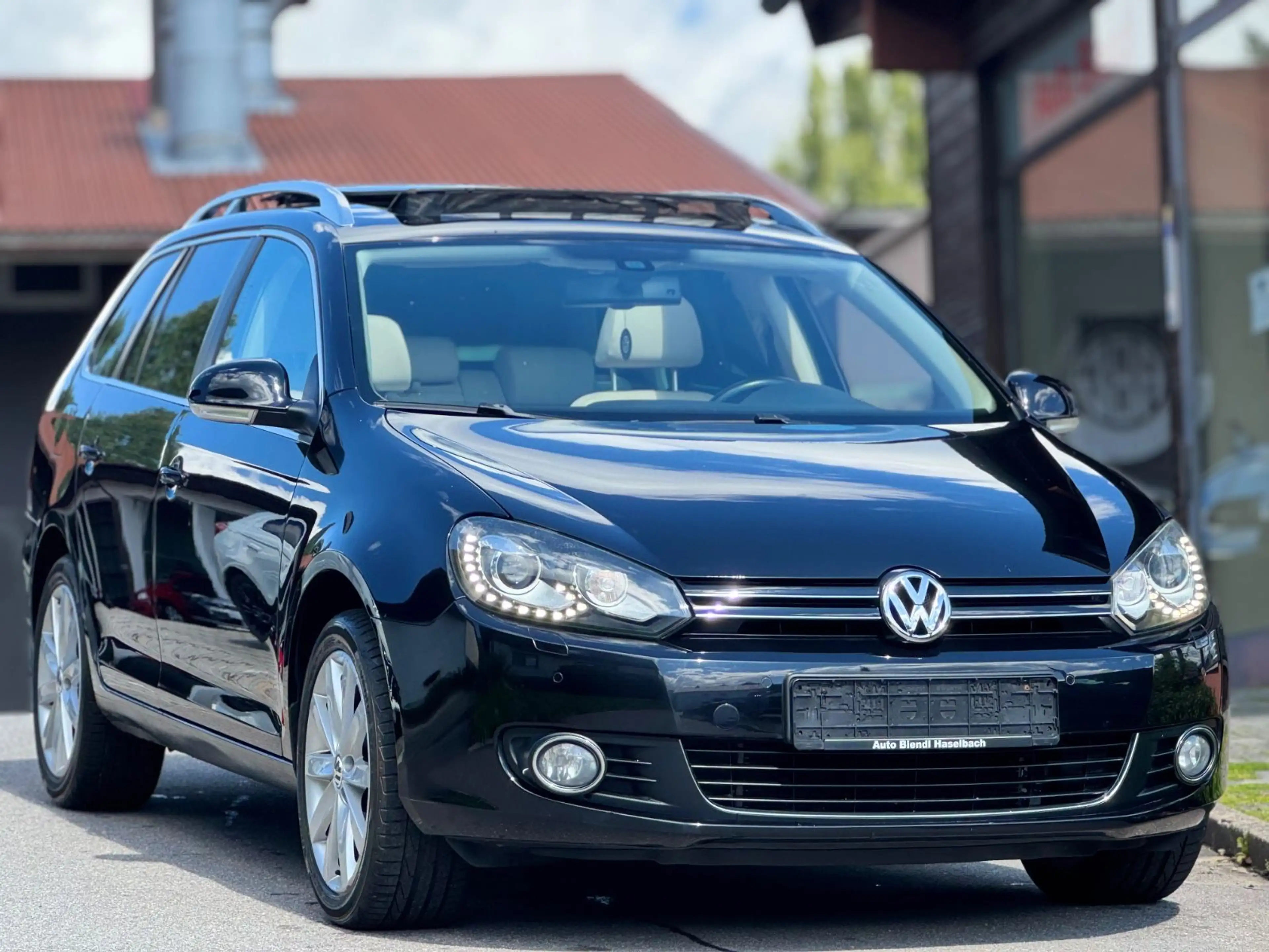 Volkswagen Golf VI Variant Highline Pano Standheizung — photo 9