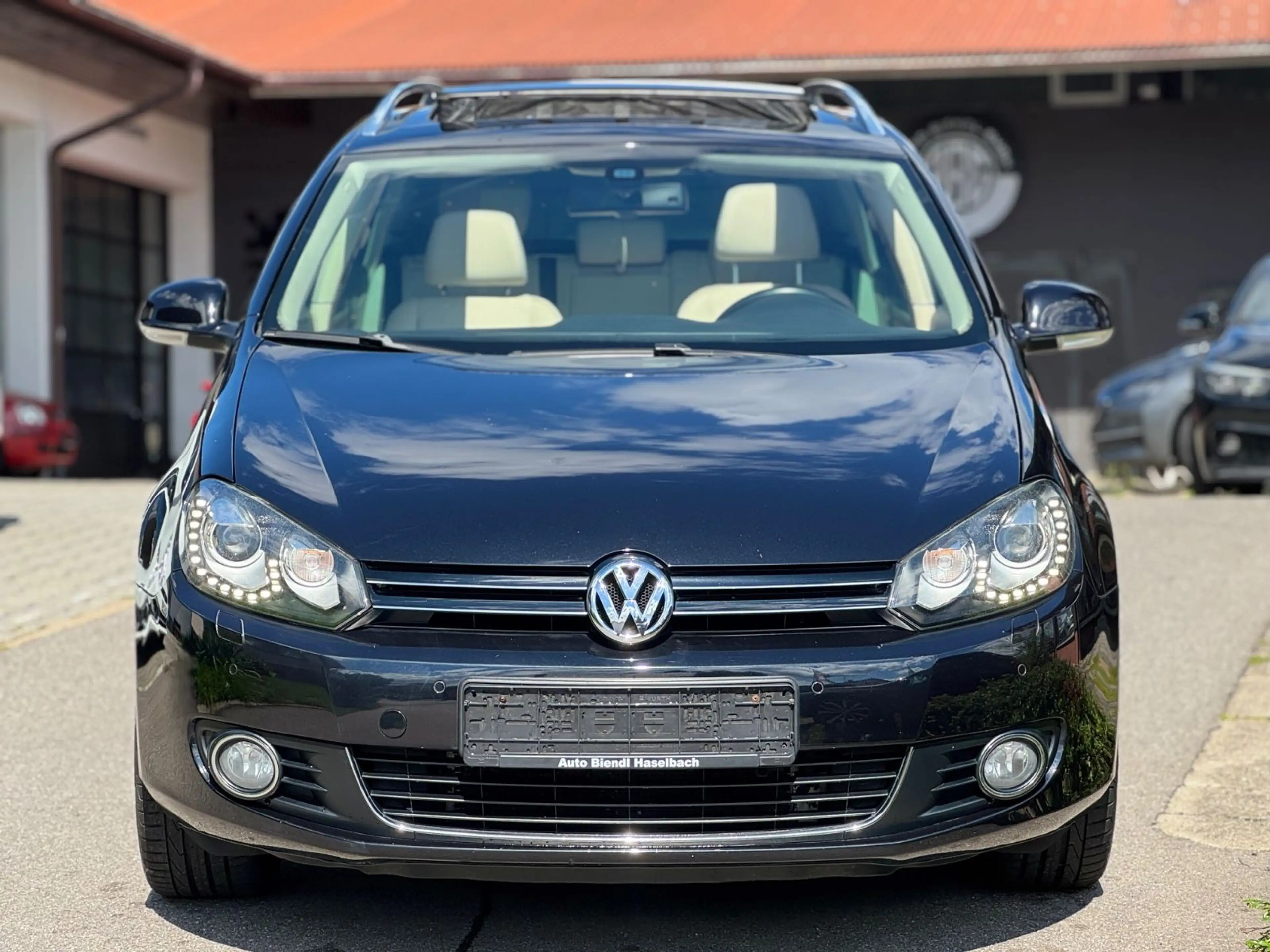 Volkswagen Golf VI Variant Highline Pano Standheizung — photo 2