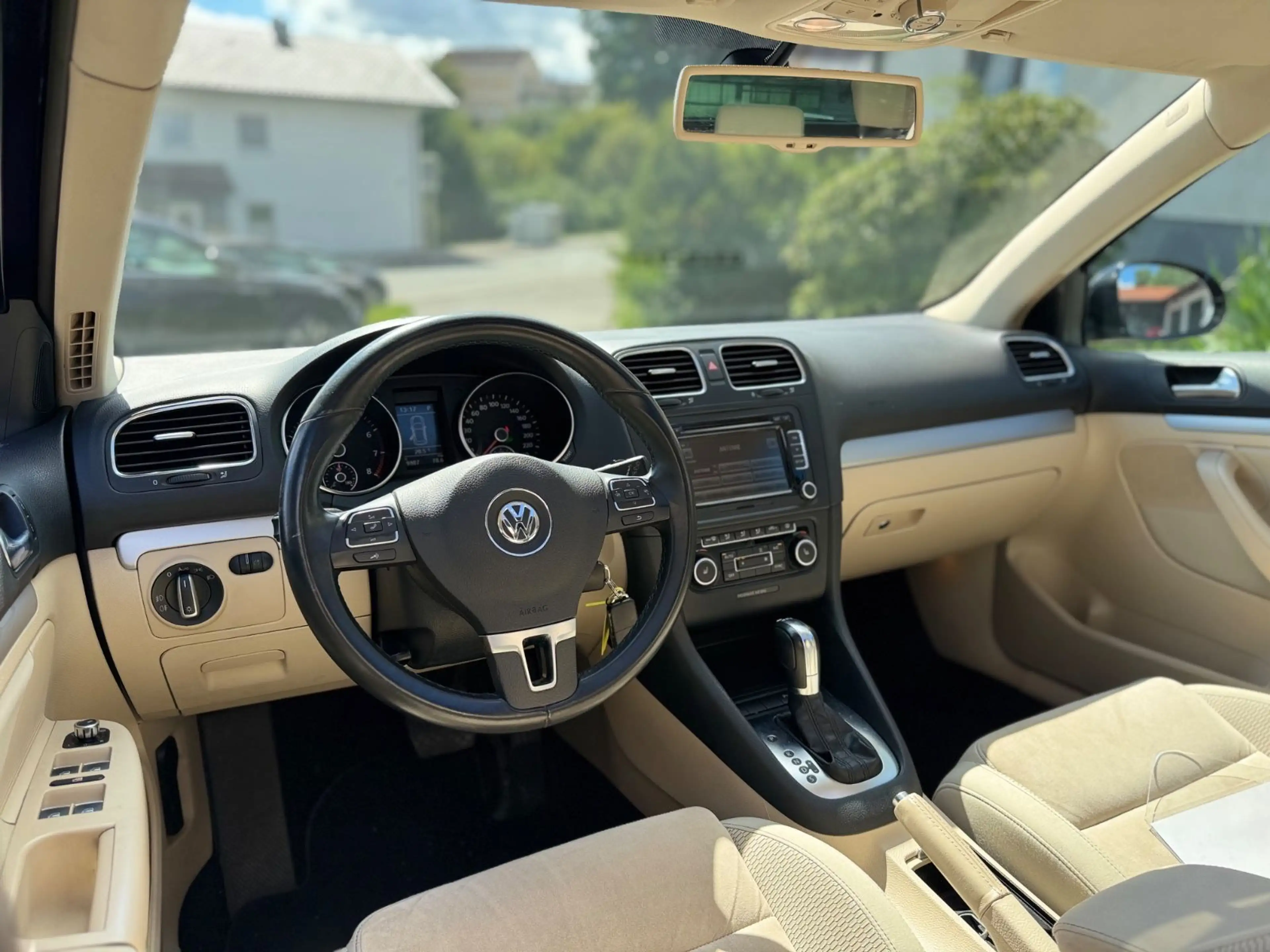 Volkswagen Golf VI Variant Highline Pano Standheizung — photo 13
