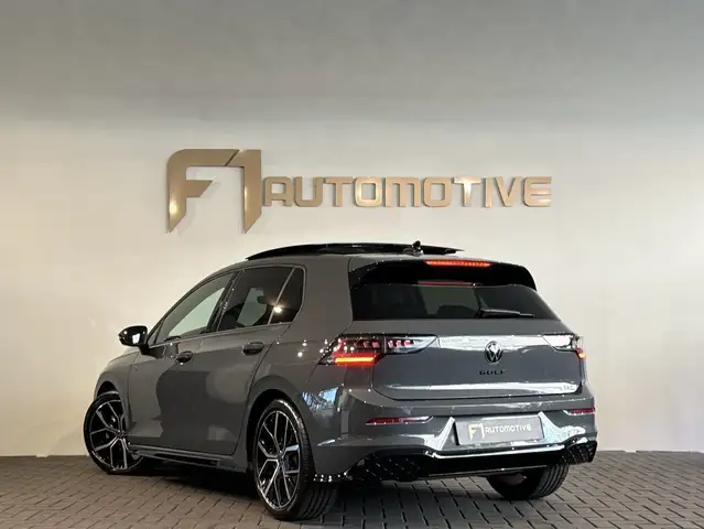 Volkswagen Golf view 10