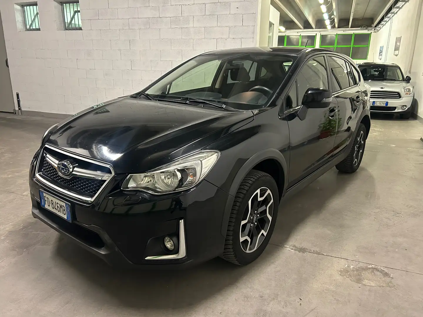 Subaru XV XV I 2.0d S Style 6mt E6 Zwart - 1