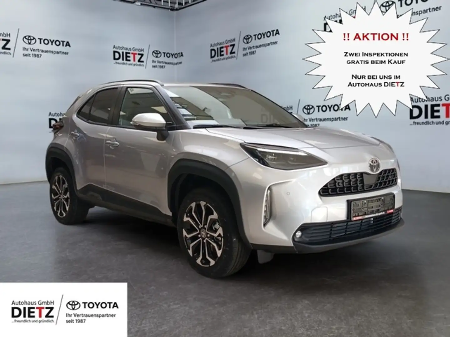 Toyota Yaris Cross 1.5 VVT-iE Hybrid Teamplayer*ACC*KAM Zilver - 1