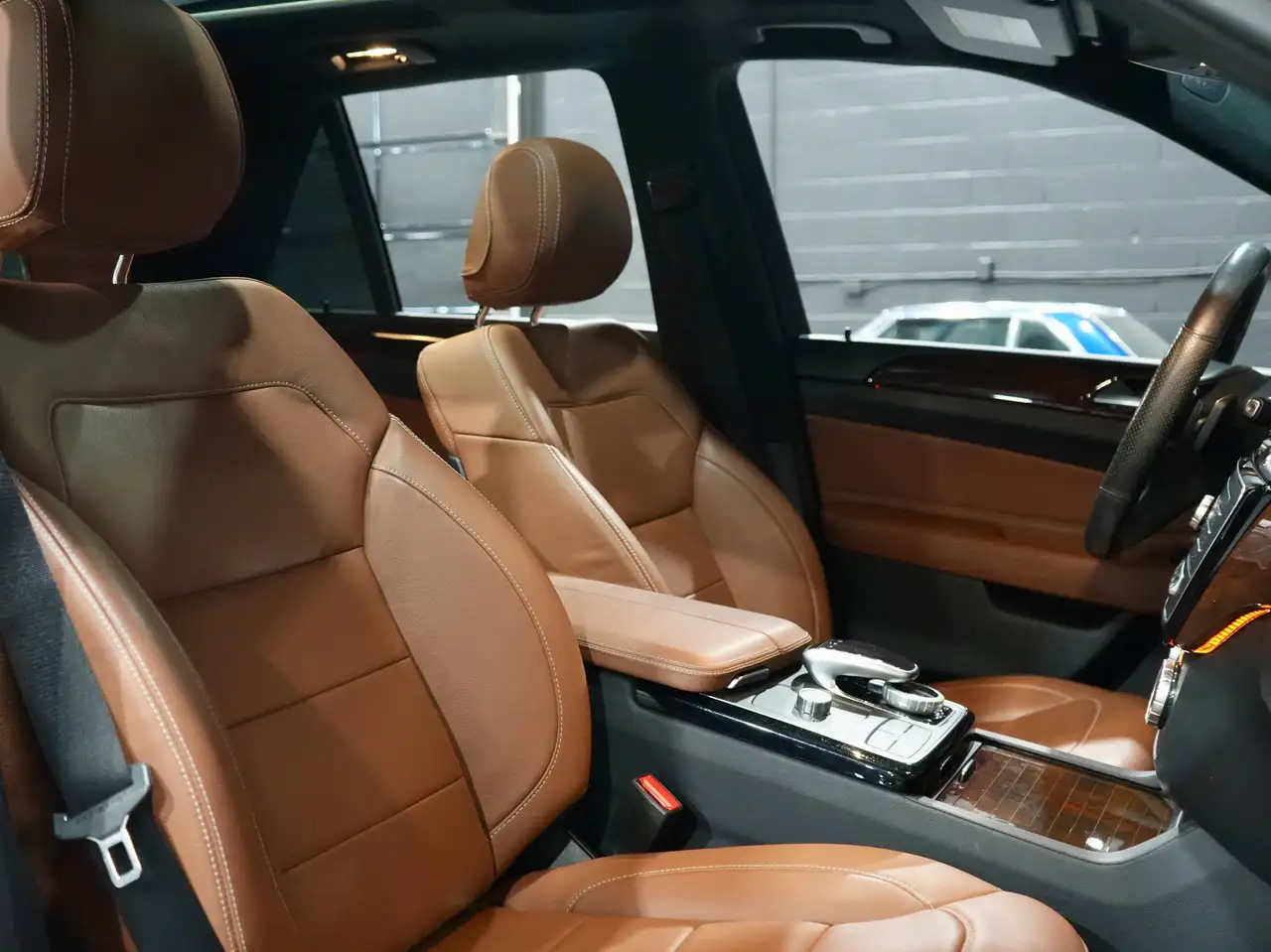 Mercedes-Benz GLE снимка Mercedes-Benz GLE