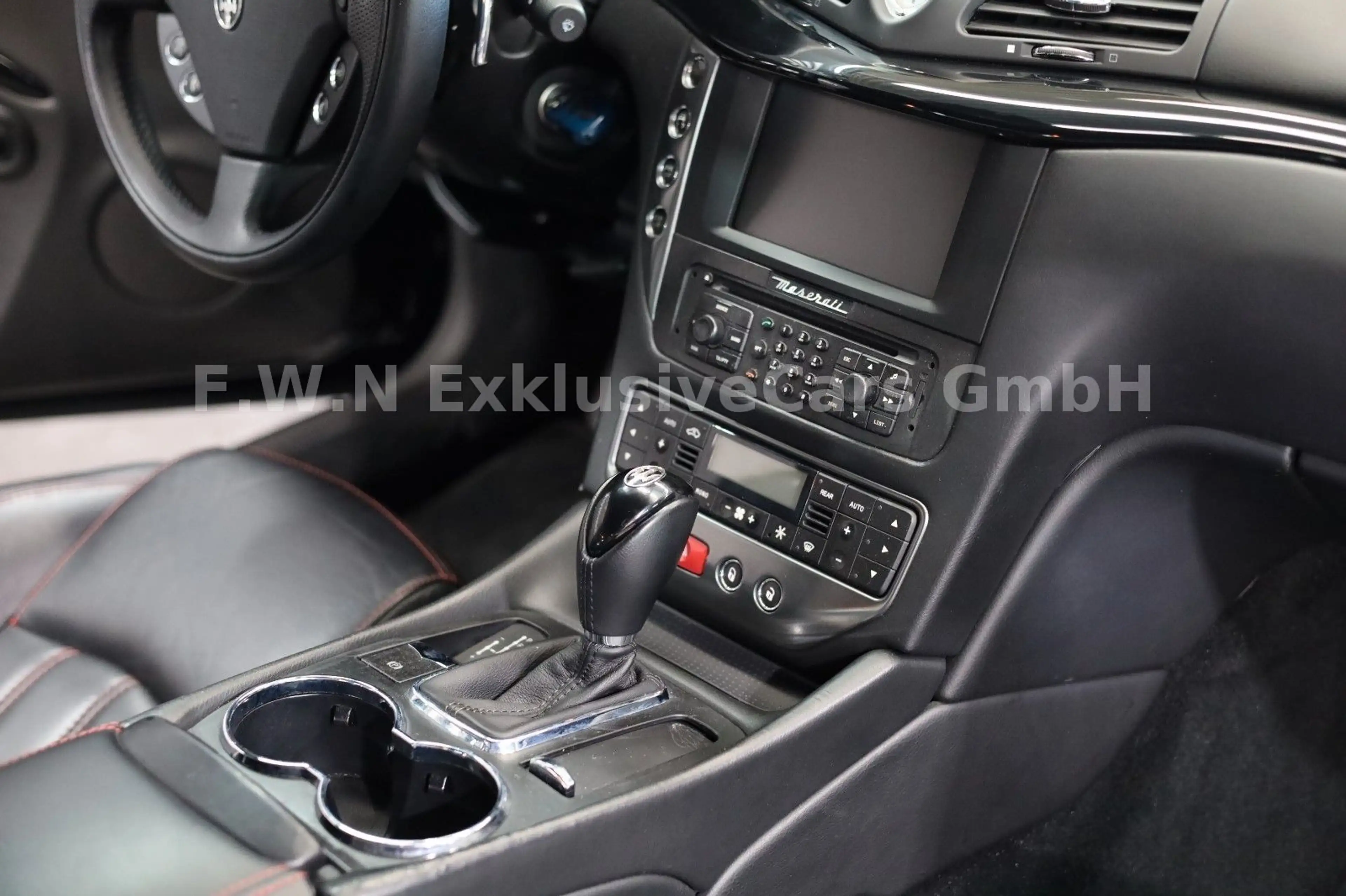 Maserati GranTurismo 4.2 V8 Automatik*Leder*Sport Coupe — photo 8