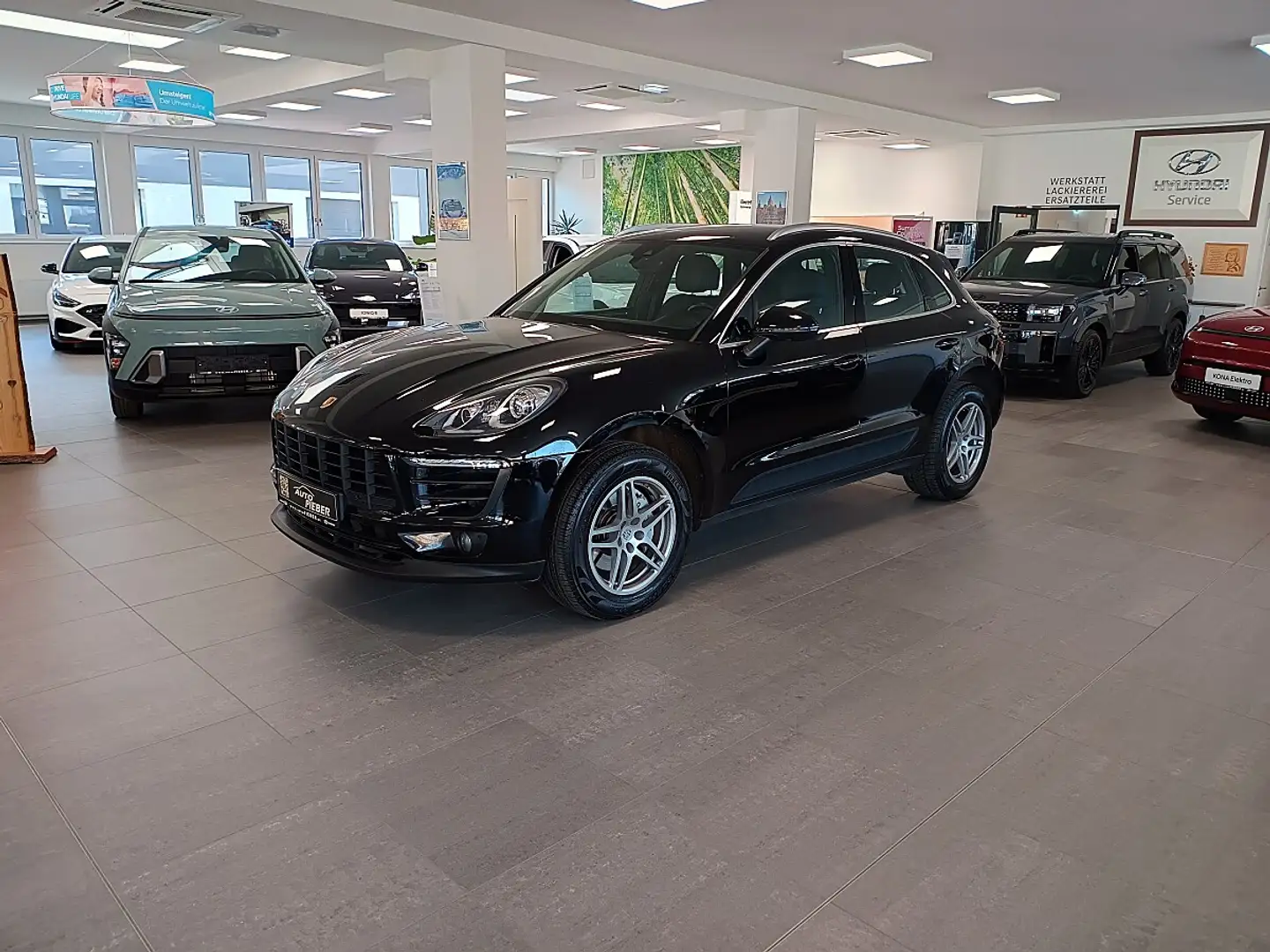 Porsche Macan S Diesel 3,0 DSG *Navi*Xenon*RFK*Leder* Schwarz - 2