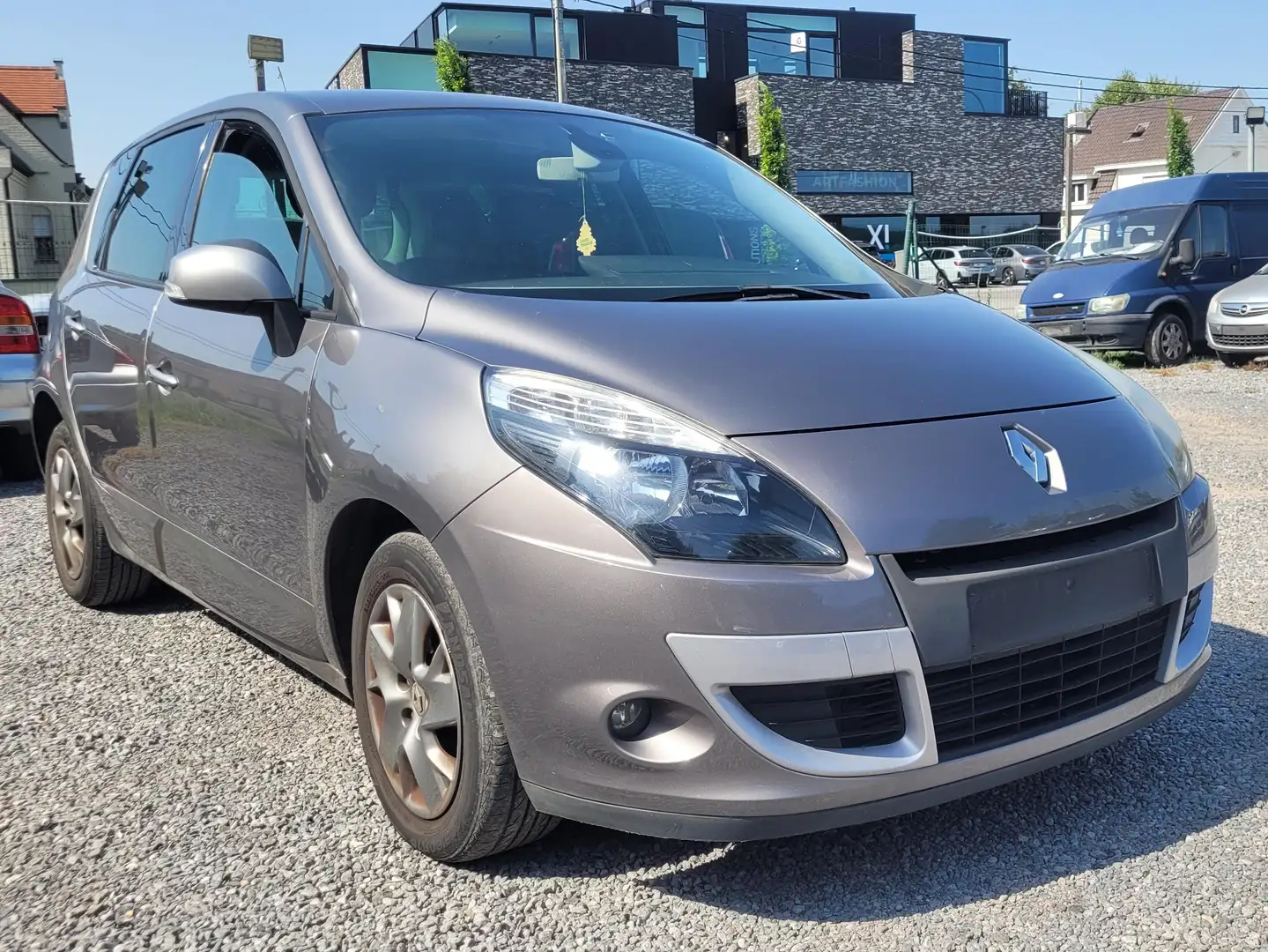 Renault Scenic 1.6dci 96kw/130pk AIRCO GPS EURO 5 12-2011 Grijs - 1