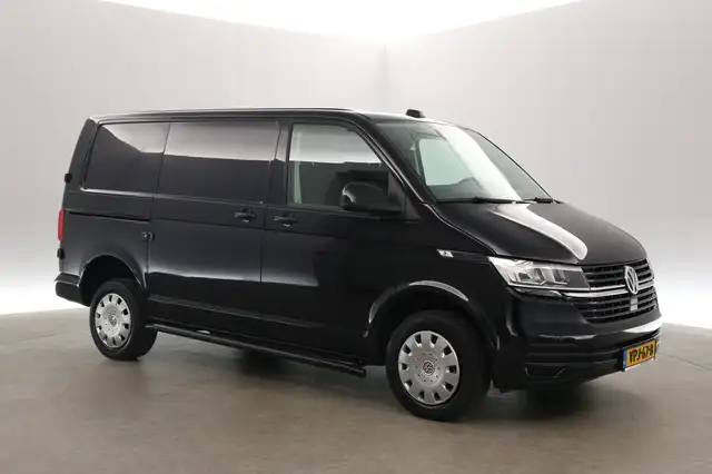 Volkswagen Transporter view 6