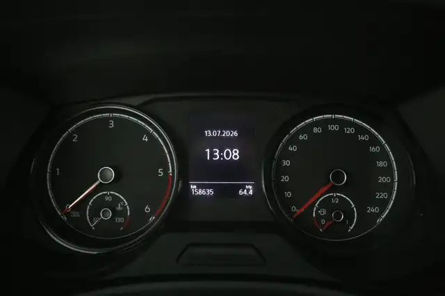 Volkswagen Transporter view 13