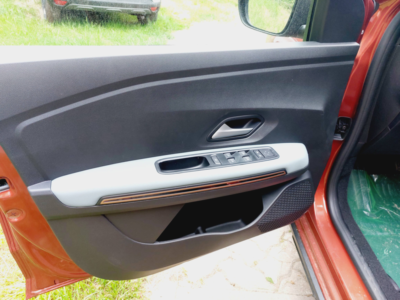 Dacia Jogger TCe110 Extreme 5Si. SOFORT Terracottabraun — photo 5
