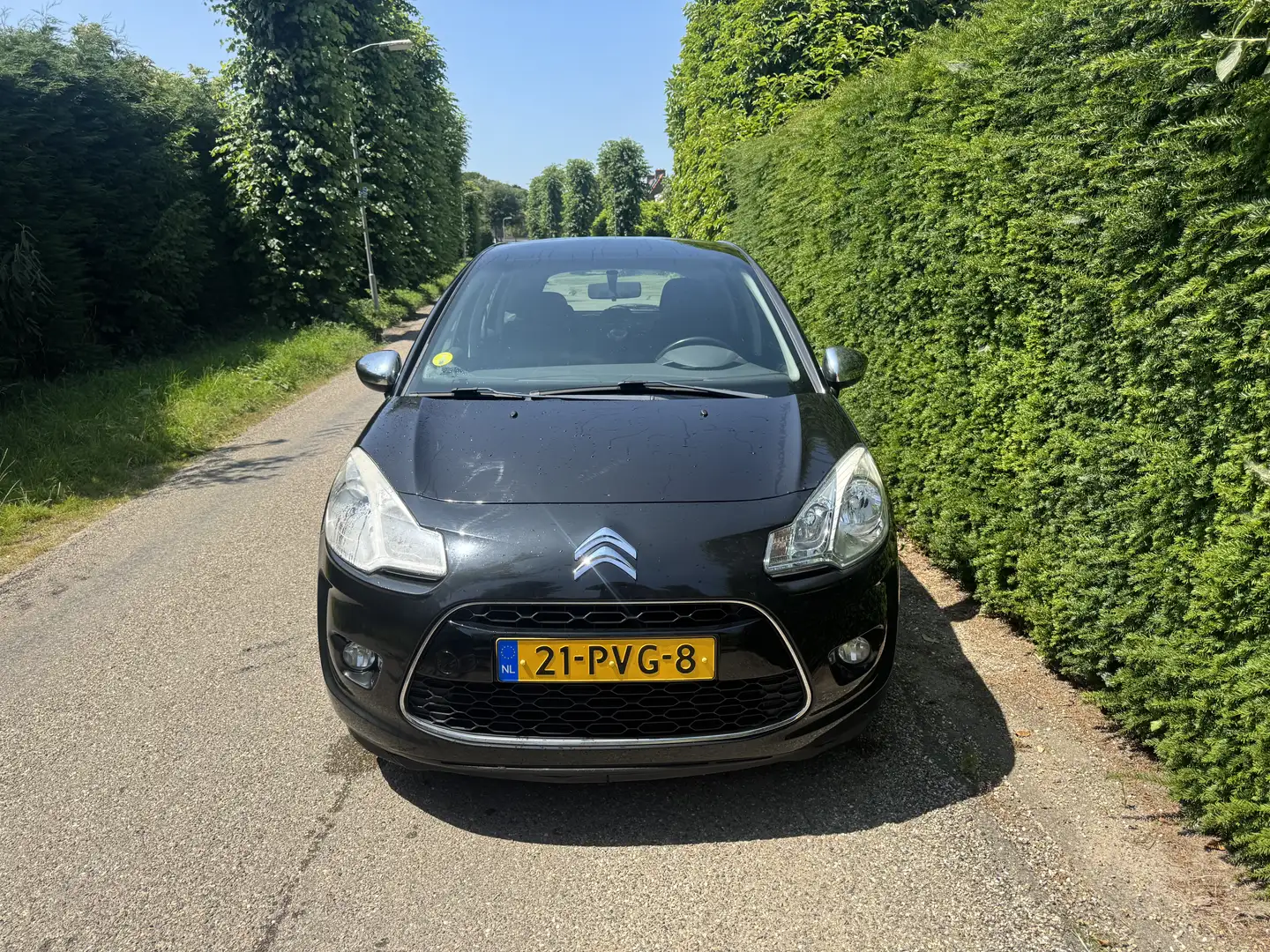 Citroen C3 1.6 e-HDi Dynamique Zwart - 2