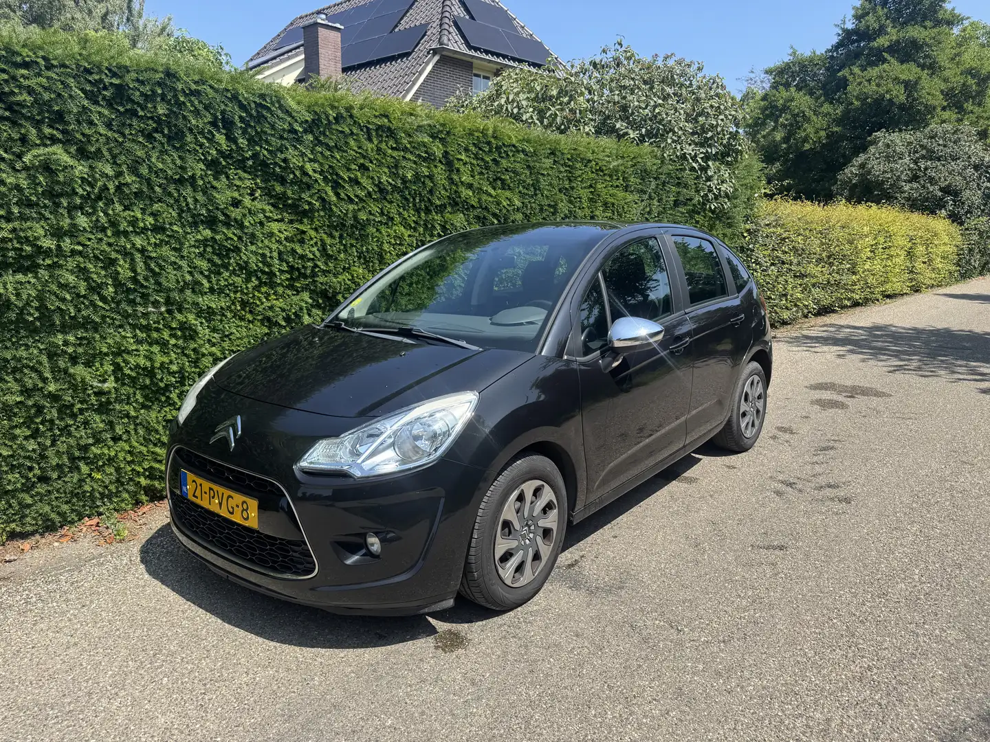 Citroen C3 1.6 e-HDi Dynamique Zwart - 1