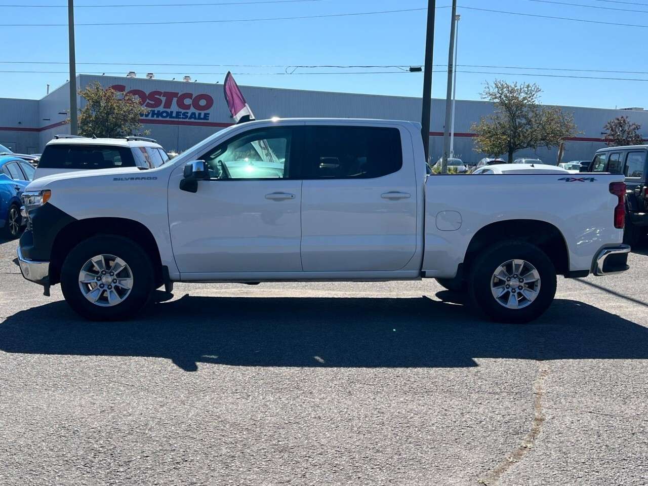 2026 Chevrolet Silverado 1500 Crew Cab Short Box 4-Wheel Drive LT — снимка 2
