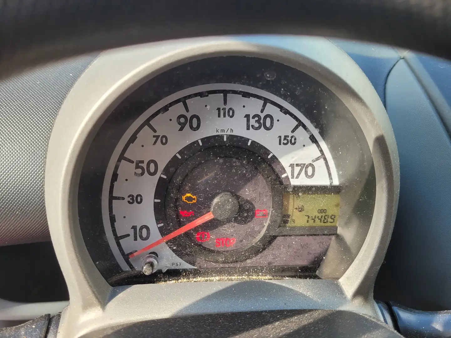 Peugeot 107 107 2005 1.0 12v Desire 3p Rosso - 2