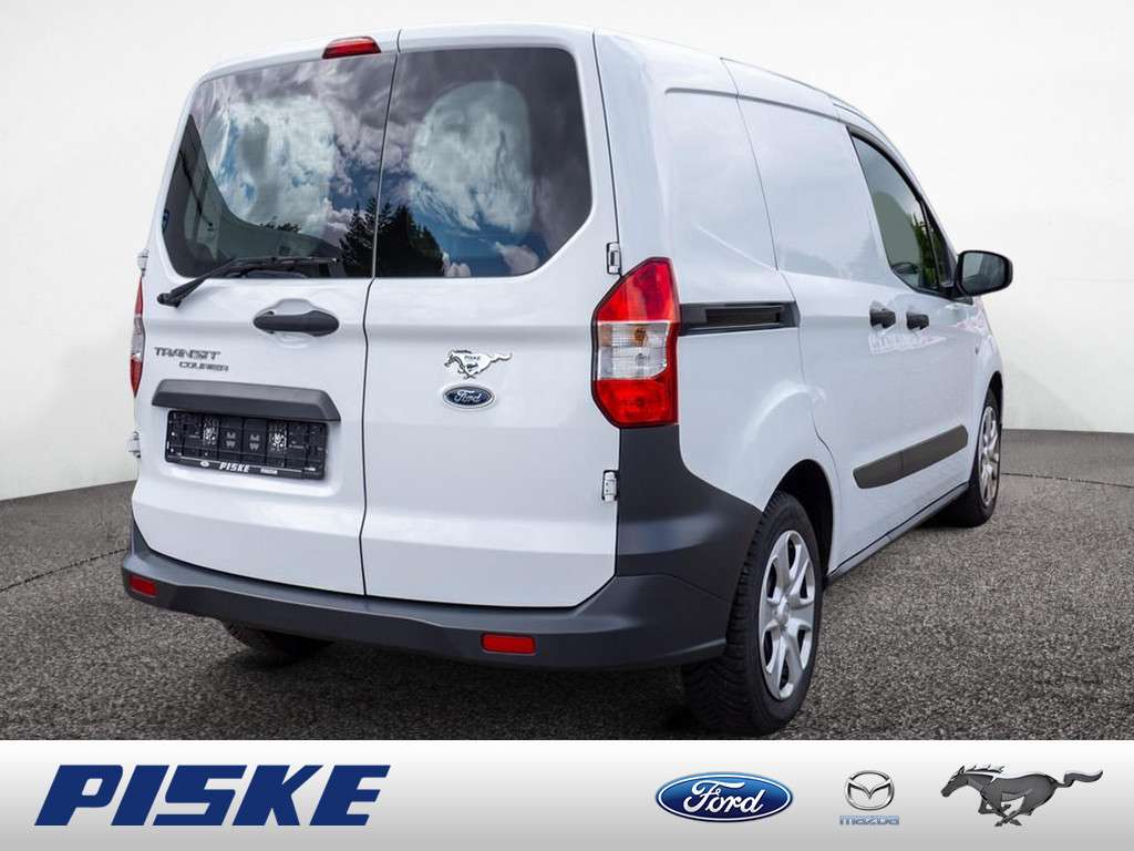 Ford Transit Courier