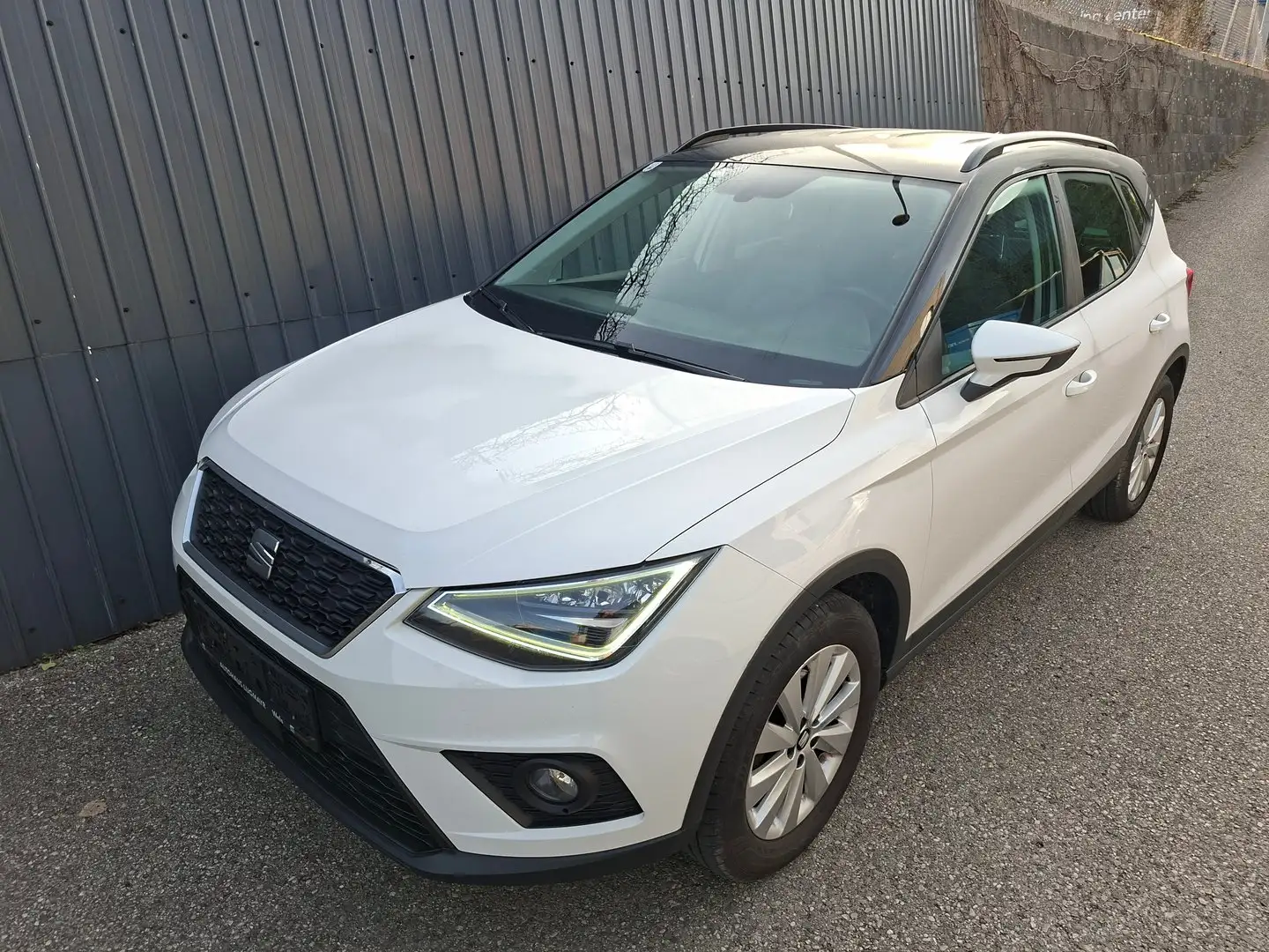 SEAT Arona Style EcoTSI DSG Weiß - 1