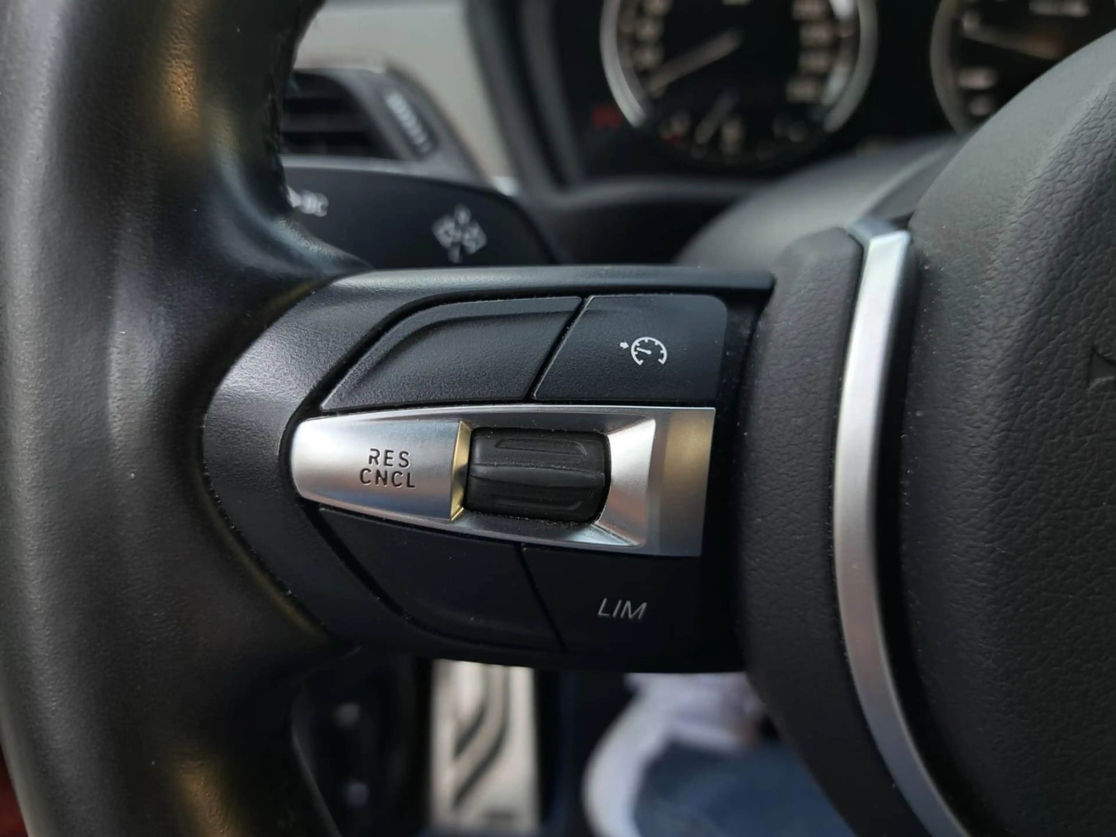 BMW X2 sDrive 20i M-Sport zuverlässiger SUV*wenig KM — photo 24