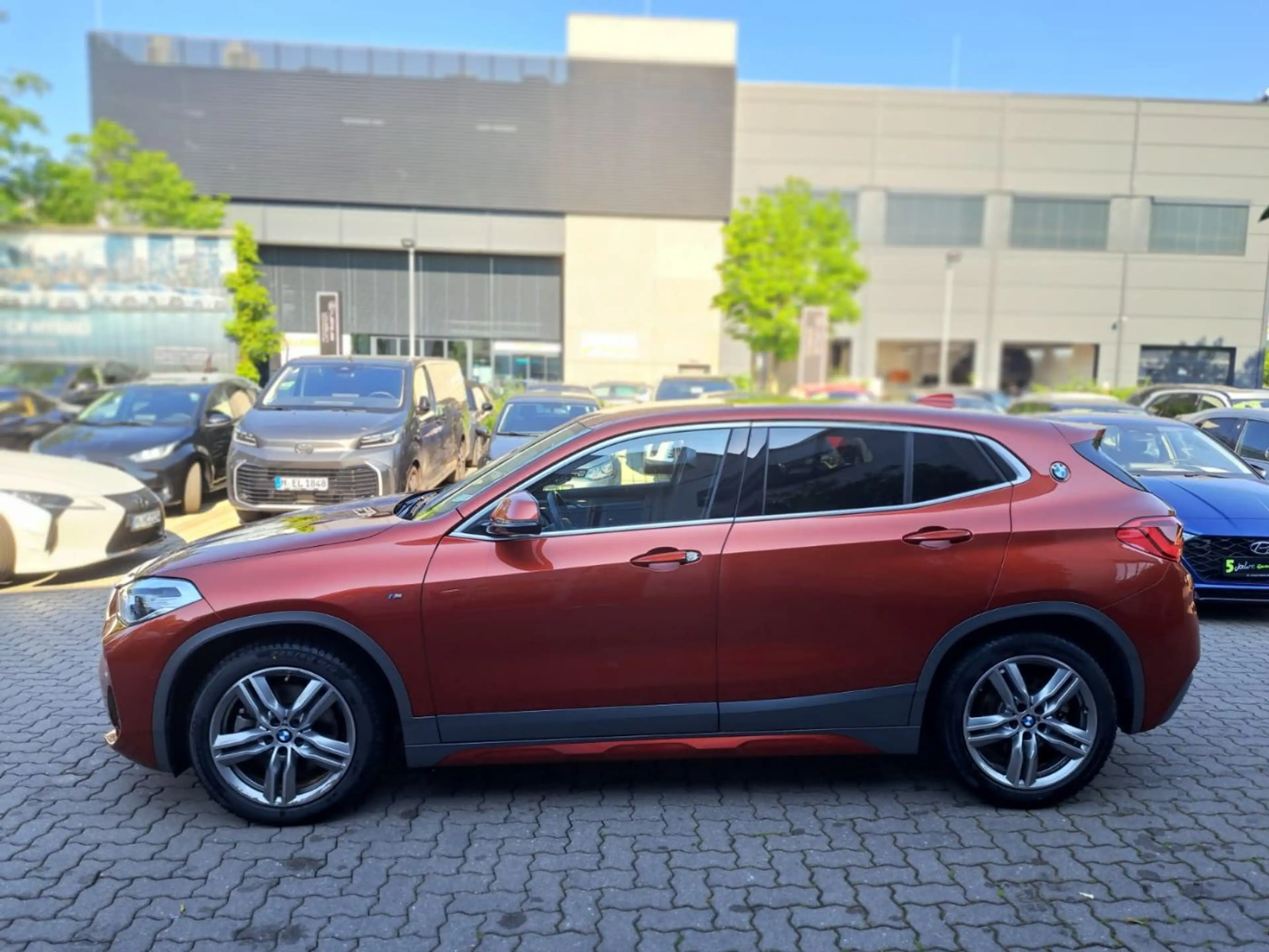 BMW X2 sDrive 20i M-Sport zuverlässiger SUV*wenig KM — photo 3