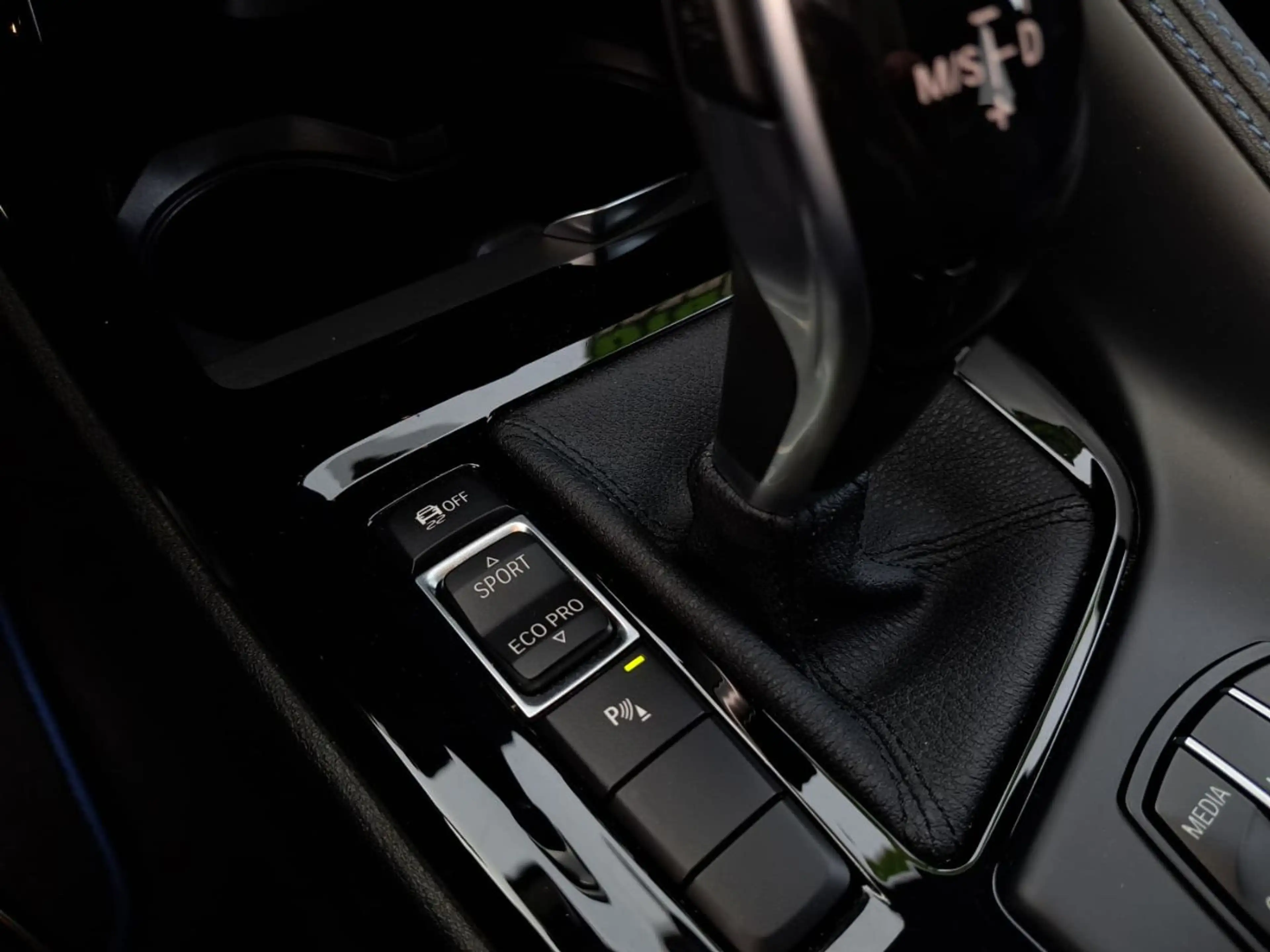BMW X2 sDrive 20i M-Sport zuverlässiger SUV*wenig KM — photo 22