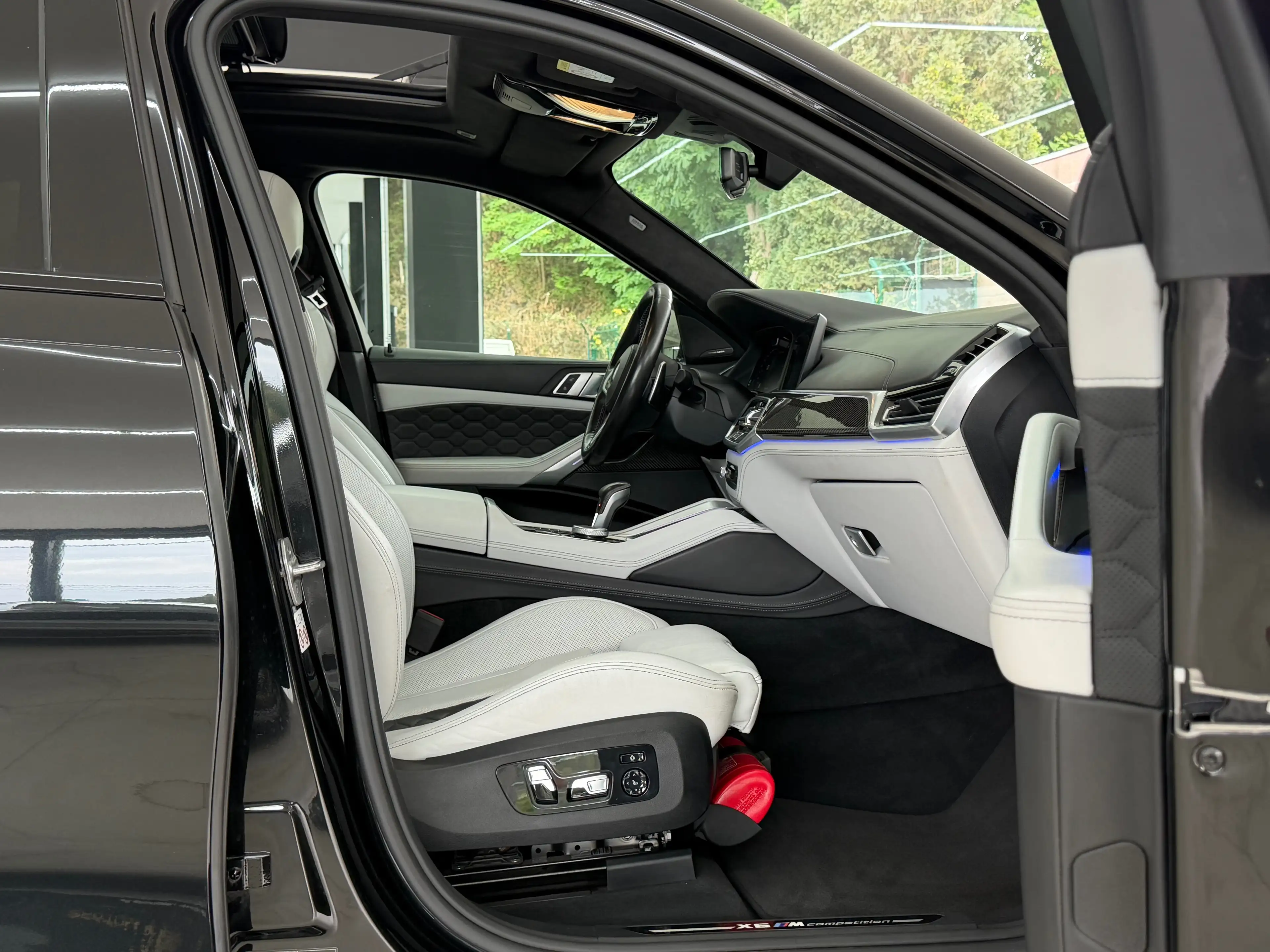 BMW X6 M X6 M 4.4 V8 COMPETITON BLACK PACK MAXTON DESIGN PANORAMIC SKY LOUNCH HEADUP MASSAGES — photo 12