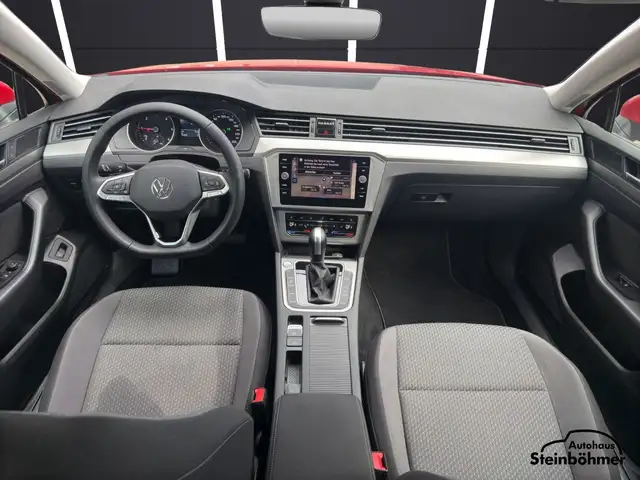 Volkswagen Passat view 18