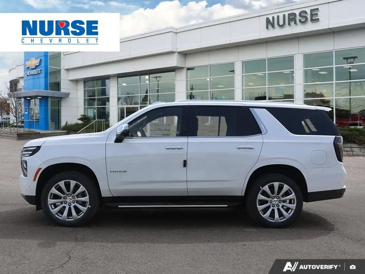 Chevrolet Tahoe снимка Chevrolet Tahoe