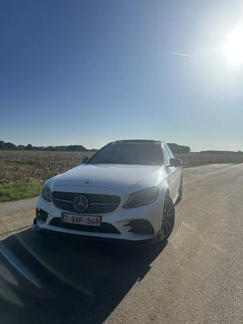 Mercedes-Benz C 300 e T 9G-TRONIC AMG Line - 1