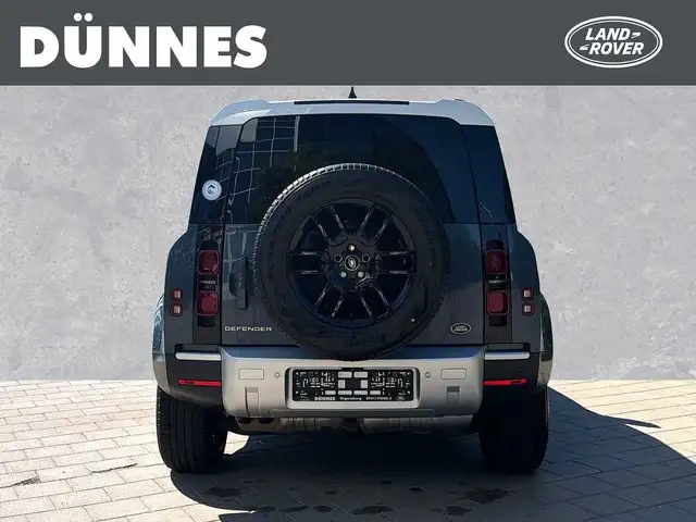 Land Rover Defender view 7