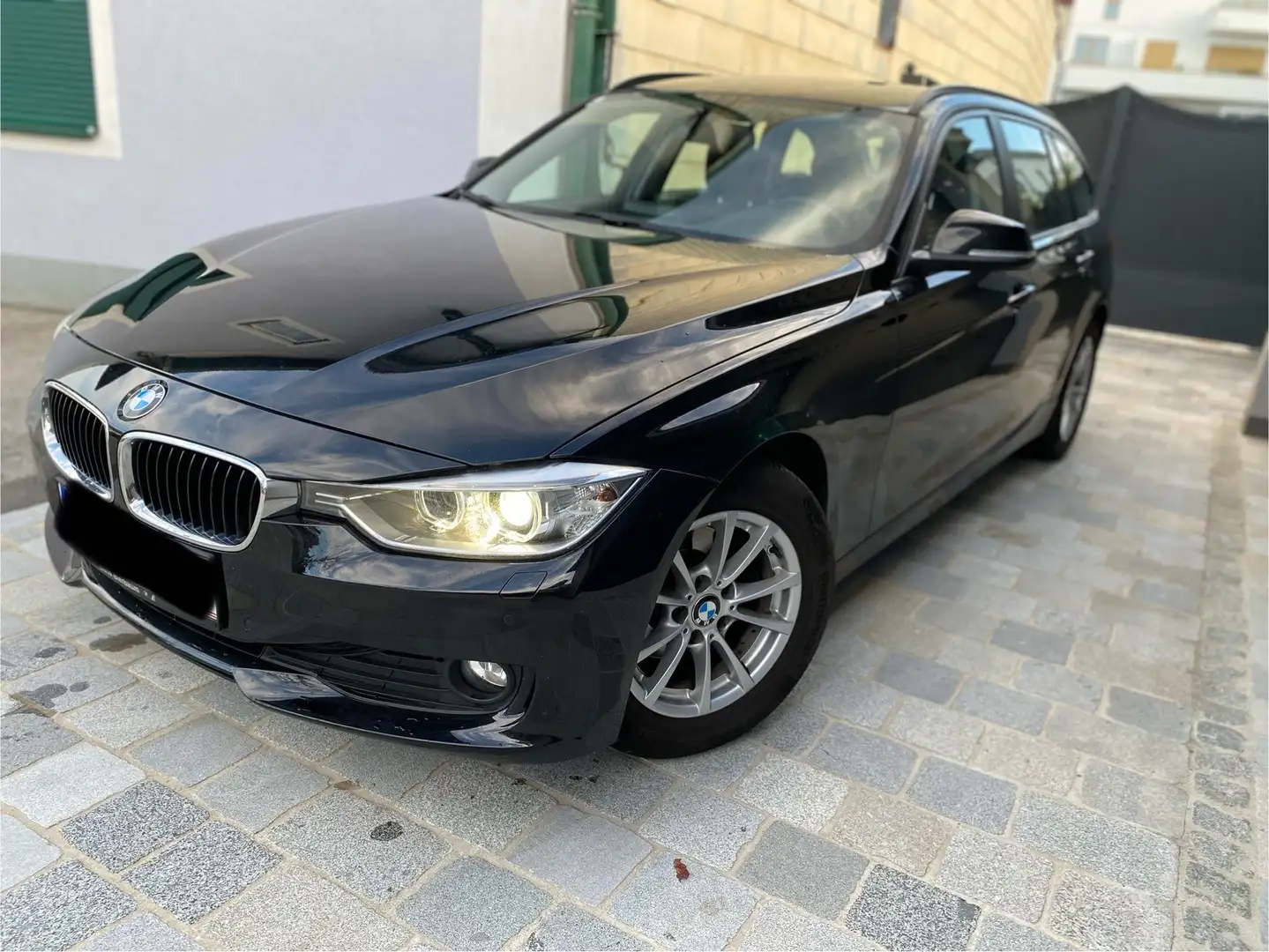 BMW 318 318 d Schwarz - 2