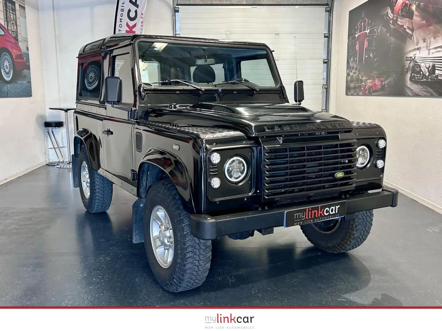 Land Rover Defender Defender 90 2.4 4 places Station Wagon Černá - 1